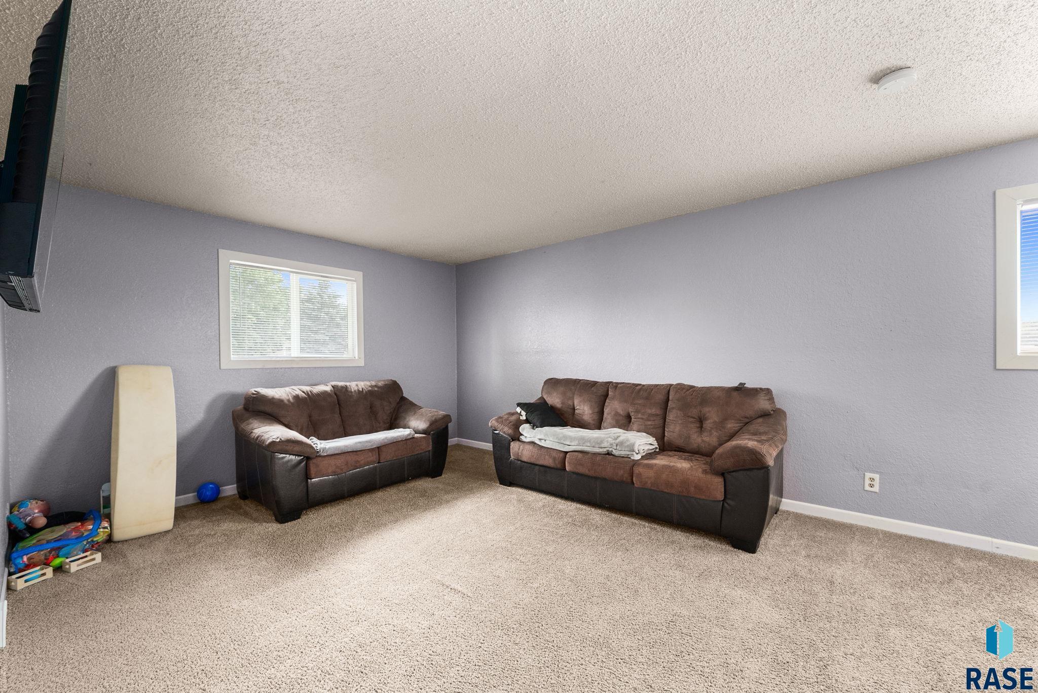 1409 Blauvelt Ave, Sioux Falls