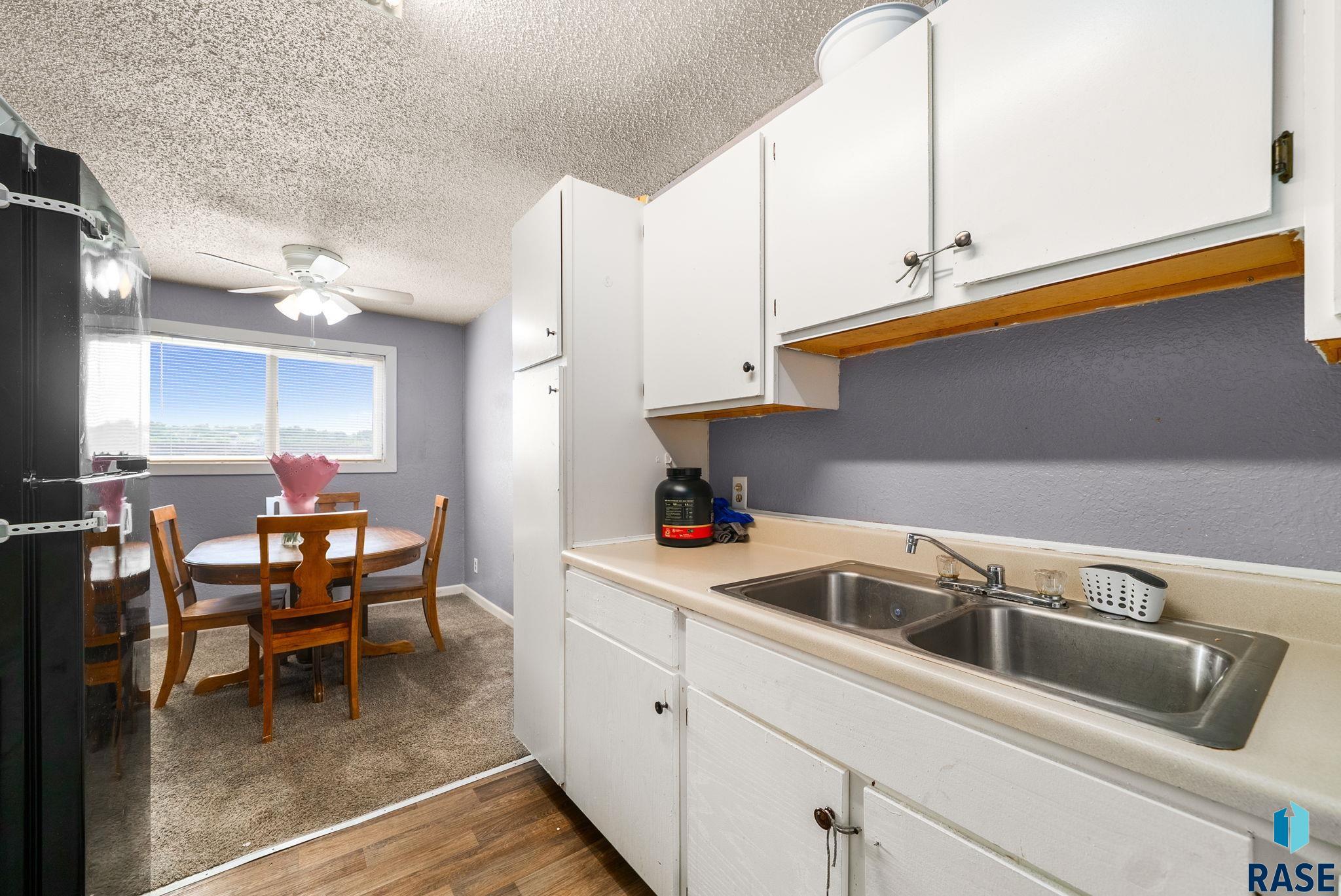 1409 Blauvelt Ave, Sioux Falls