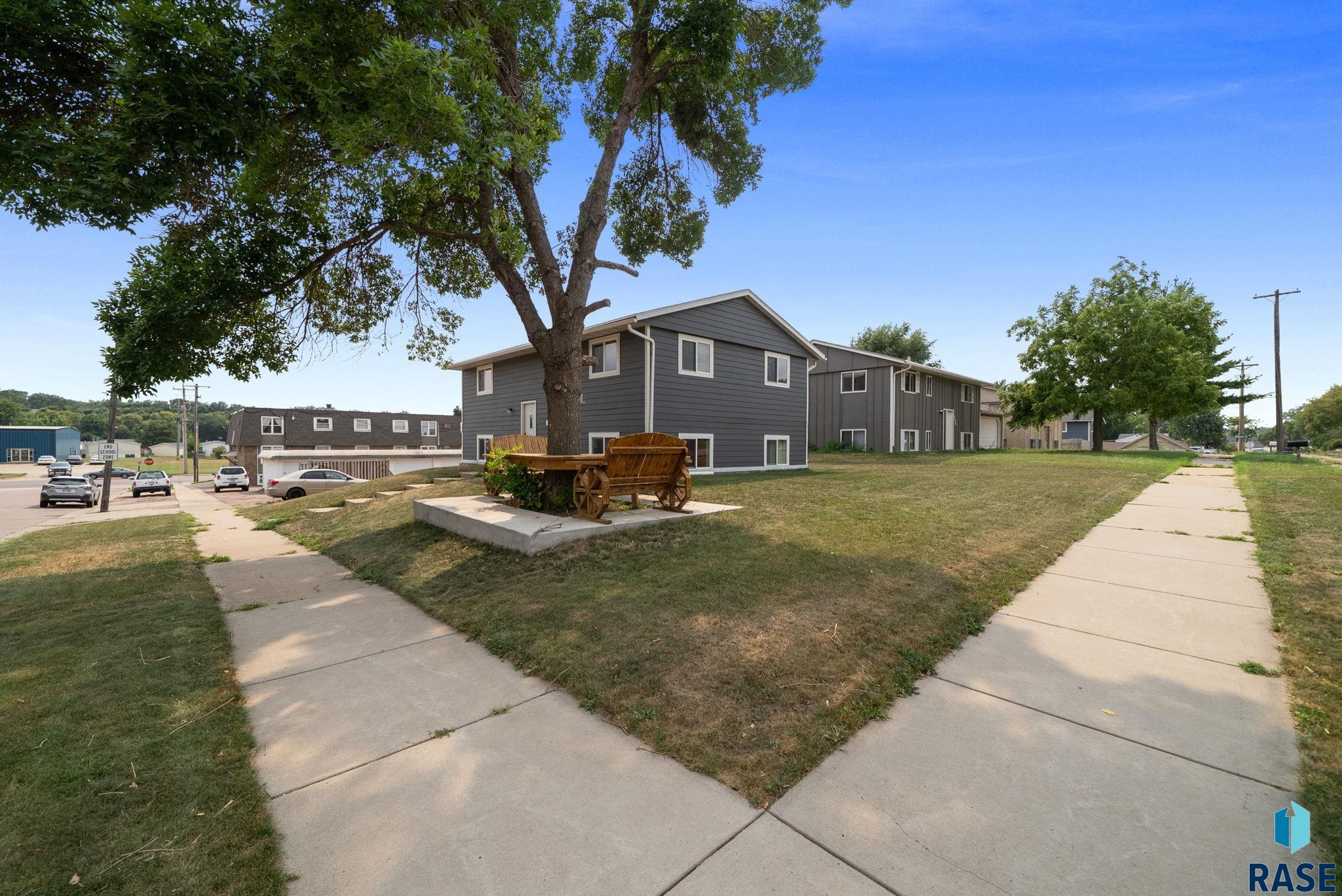 1409 Blauvelt Ave, Sioux Falls