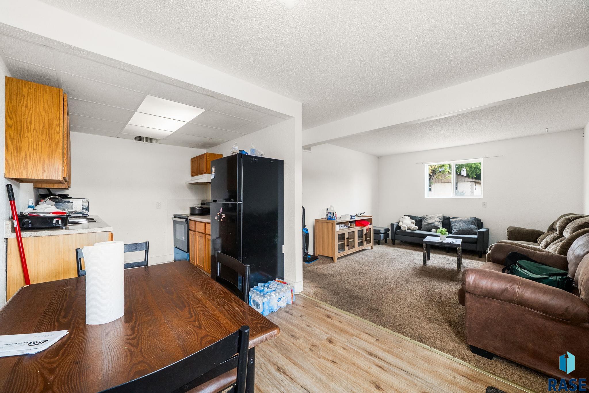 1409 Blauvelt Ave, Sioux Falls