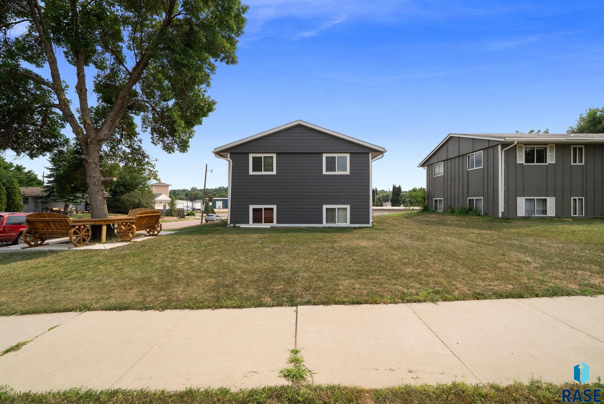 1409 Blauvelt Ave, Sioux Falls