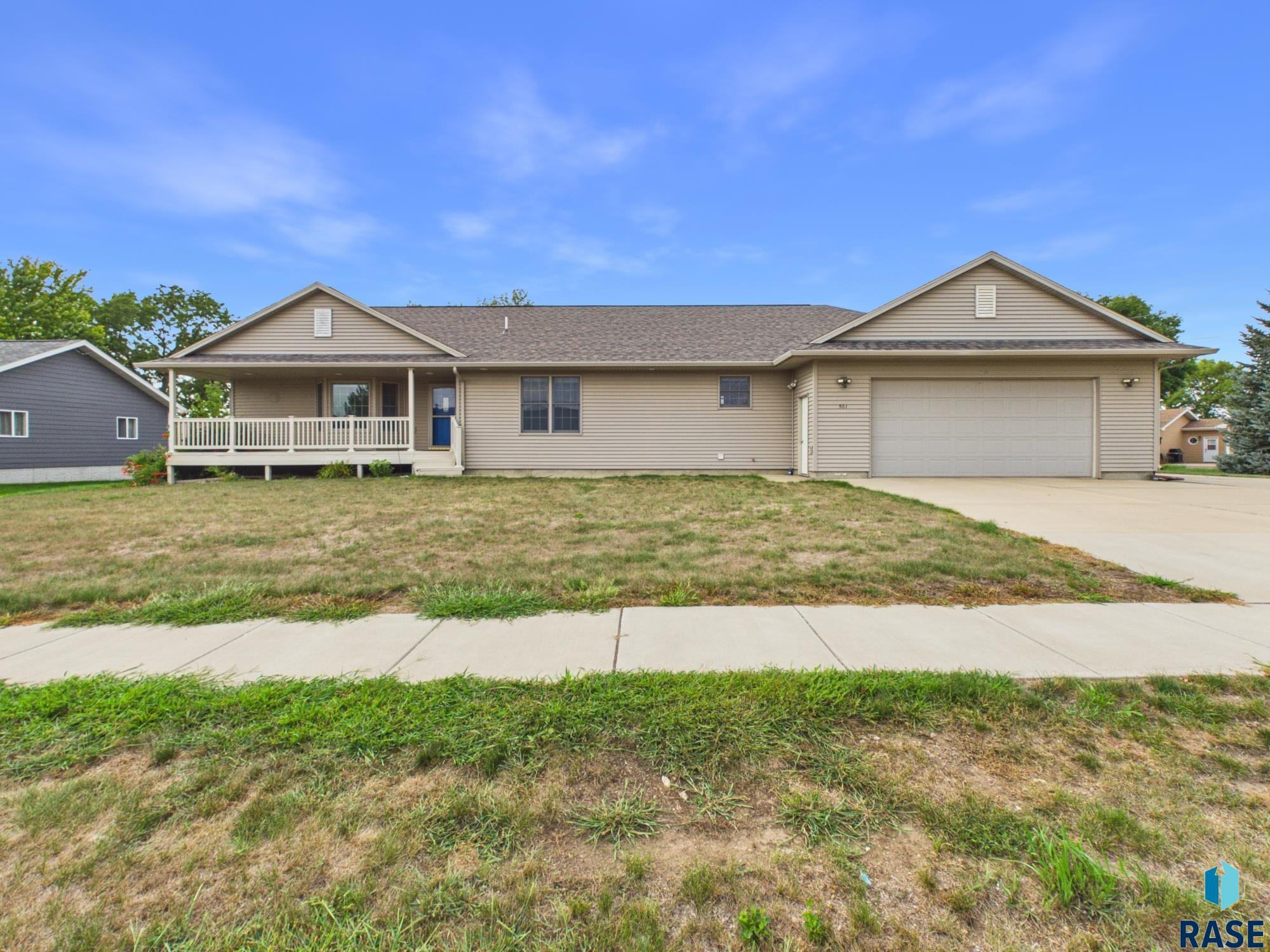 501 Grace Ave, Parker