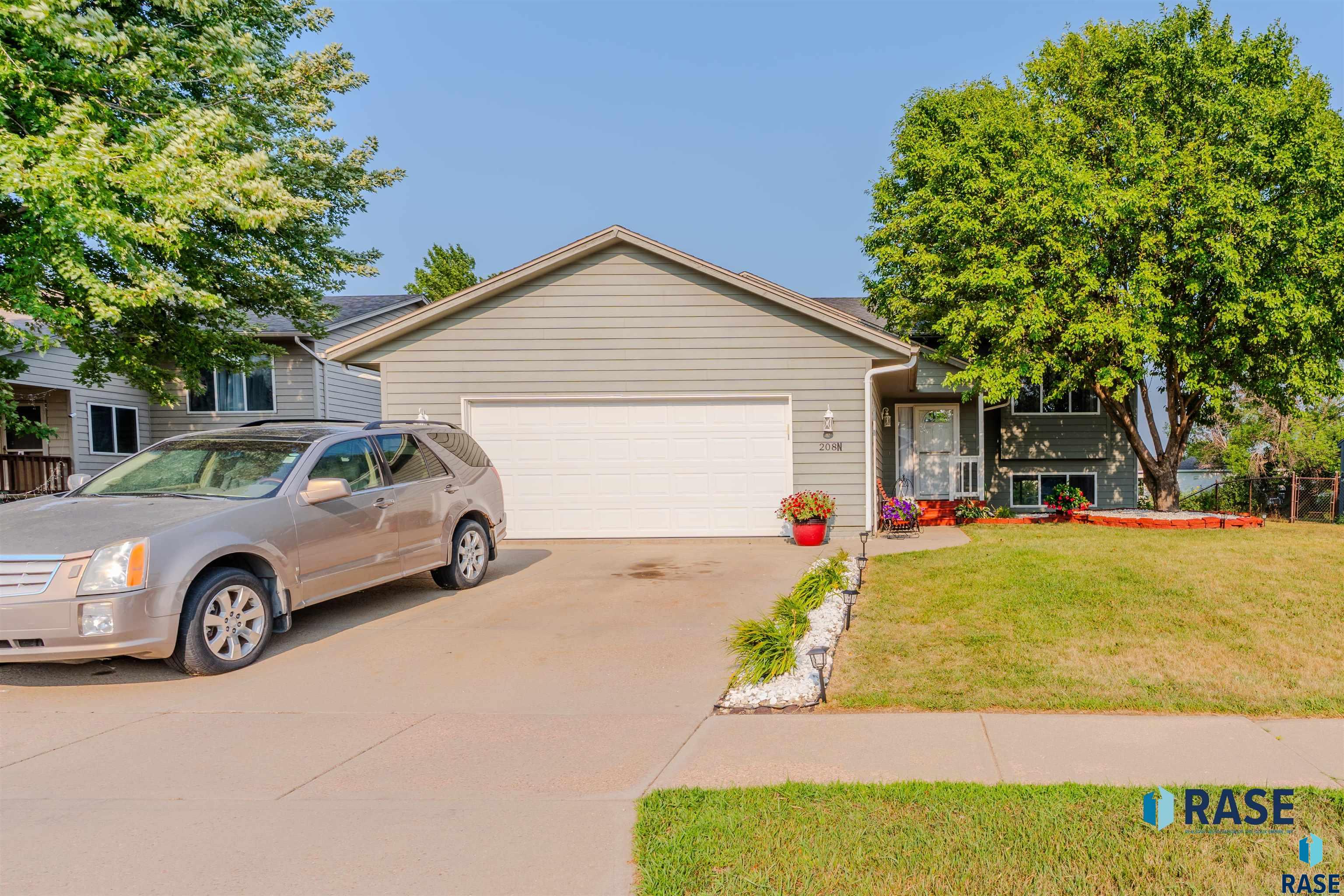 208 N Foss Ave, Sioux Falls