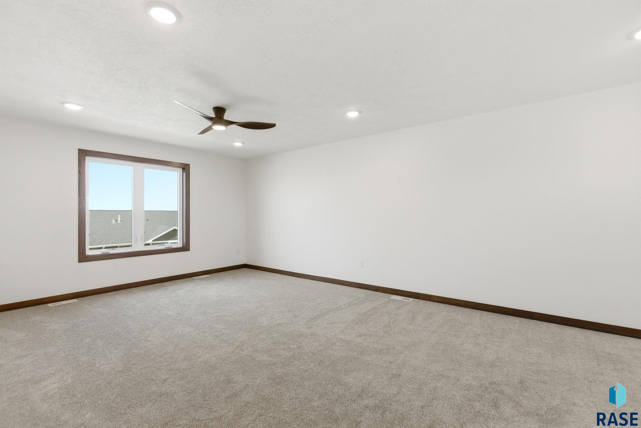 220 Ivy Rd, Tea