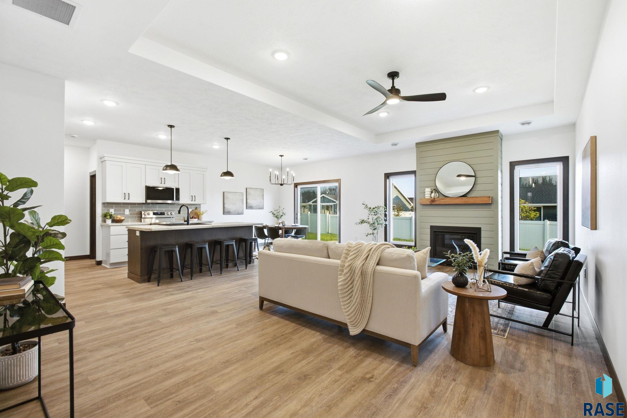 220 Ivy Rd, Tea