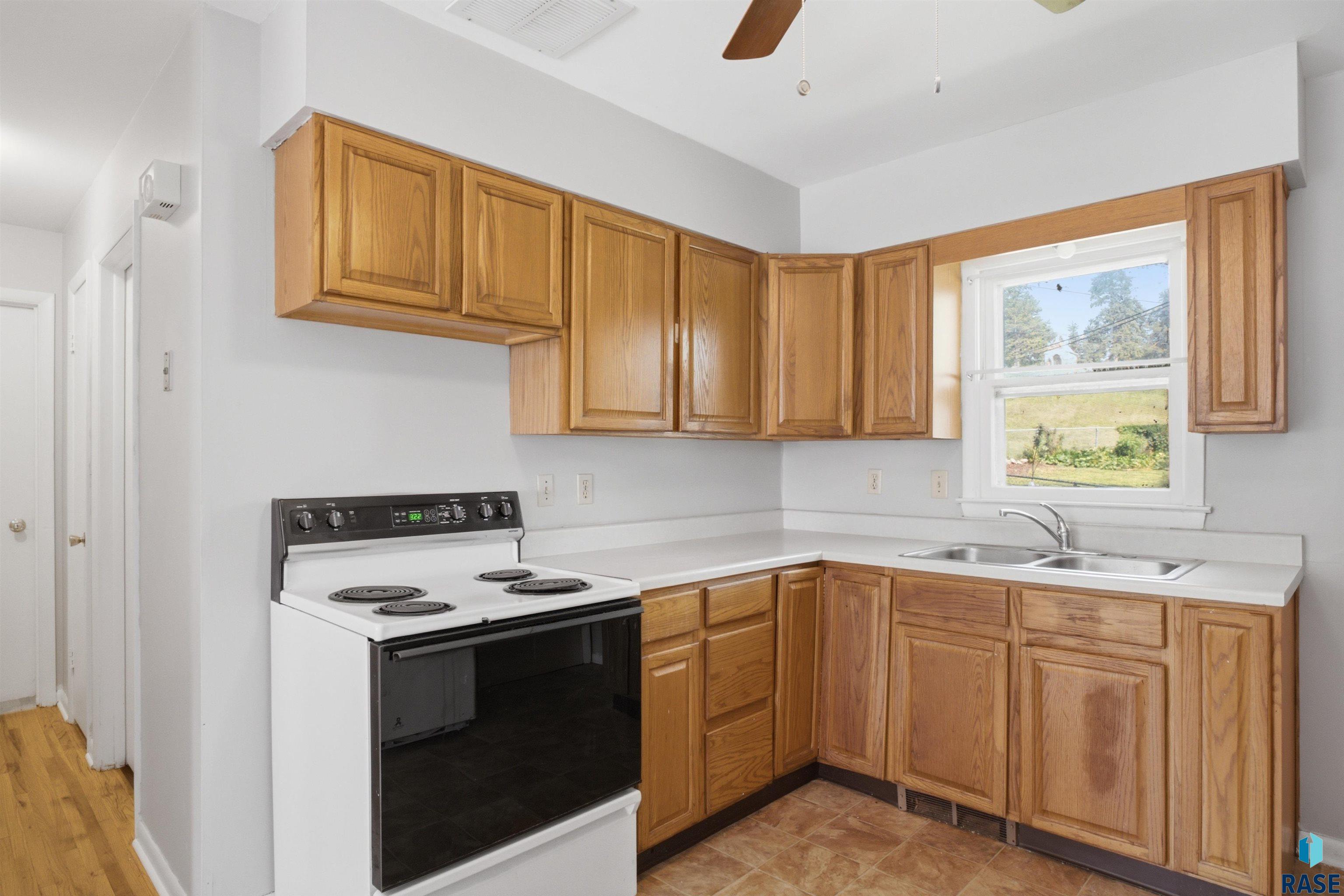 712 Jessica Ave Ave, Sioux Falls