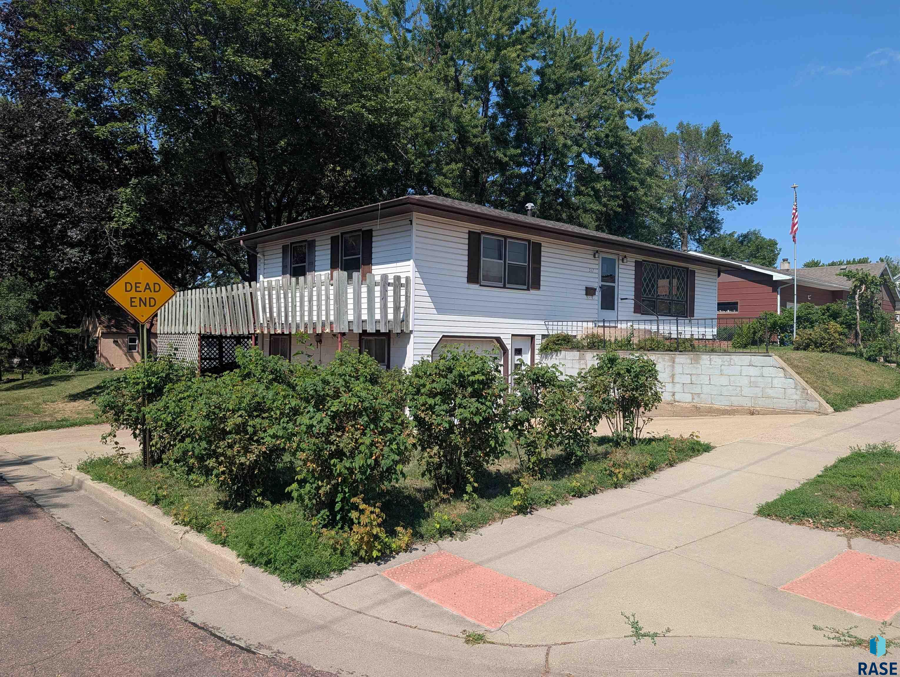 517 S Blaine Ave, Sioux Falls