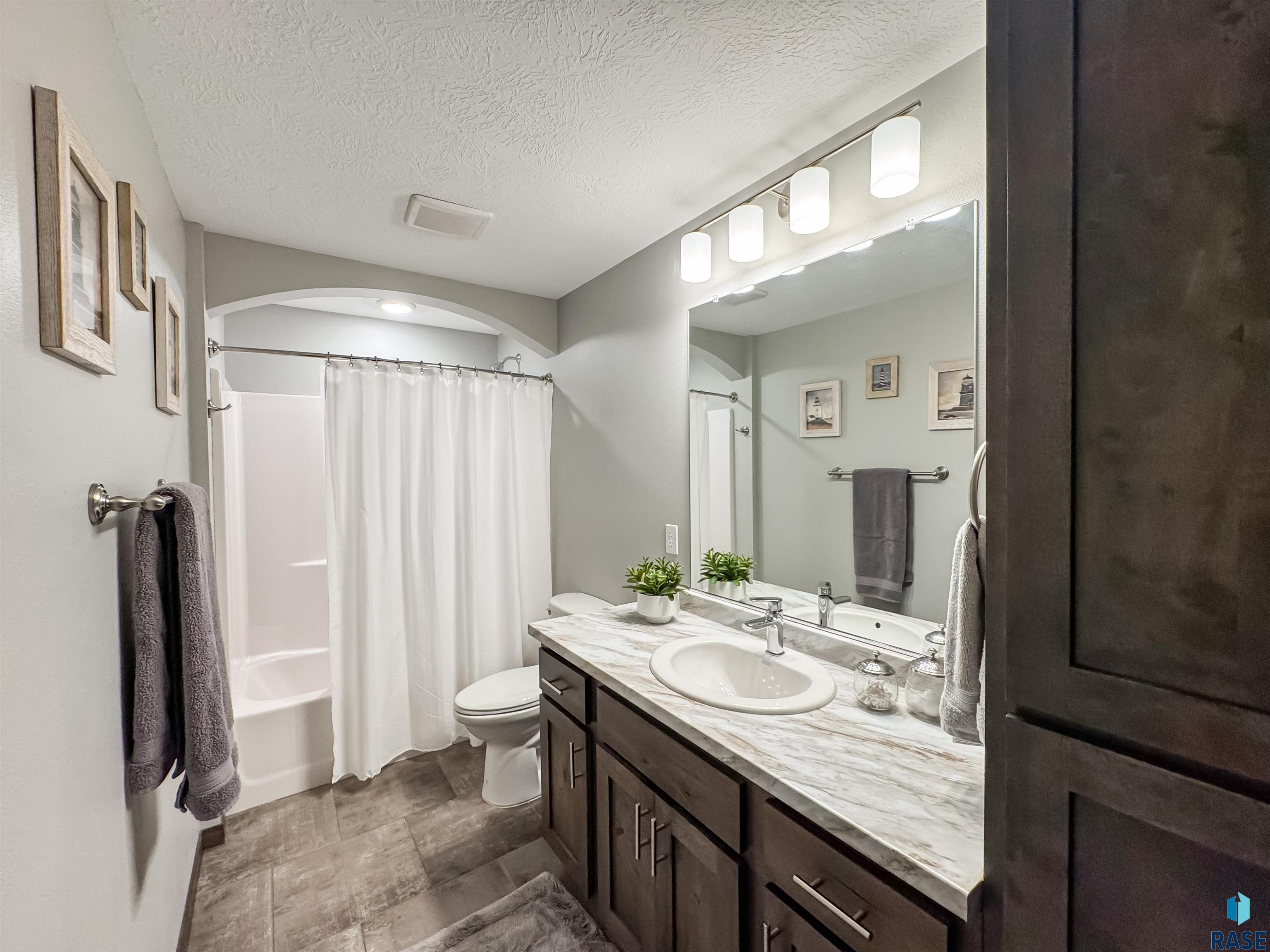 7804 S Brande Park Cir