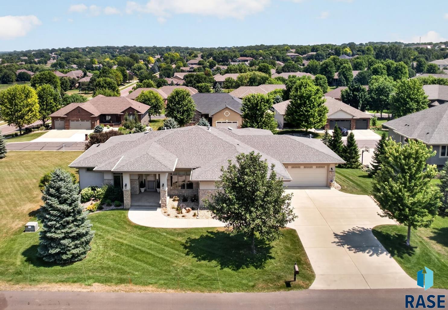 3001 W Old Yankton Rd, Sioux Falls