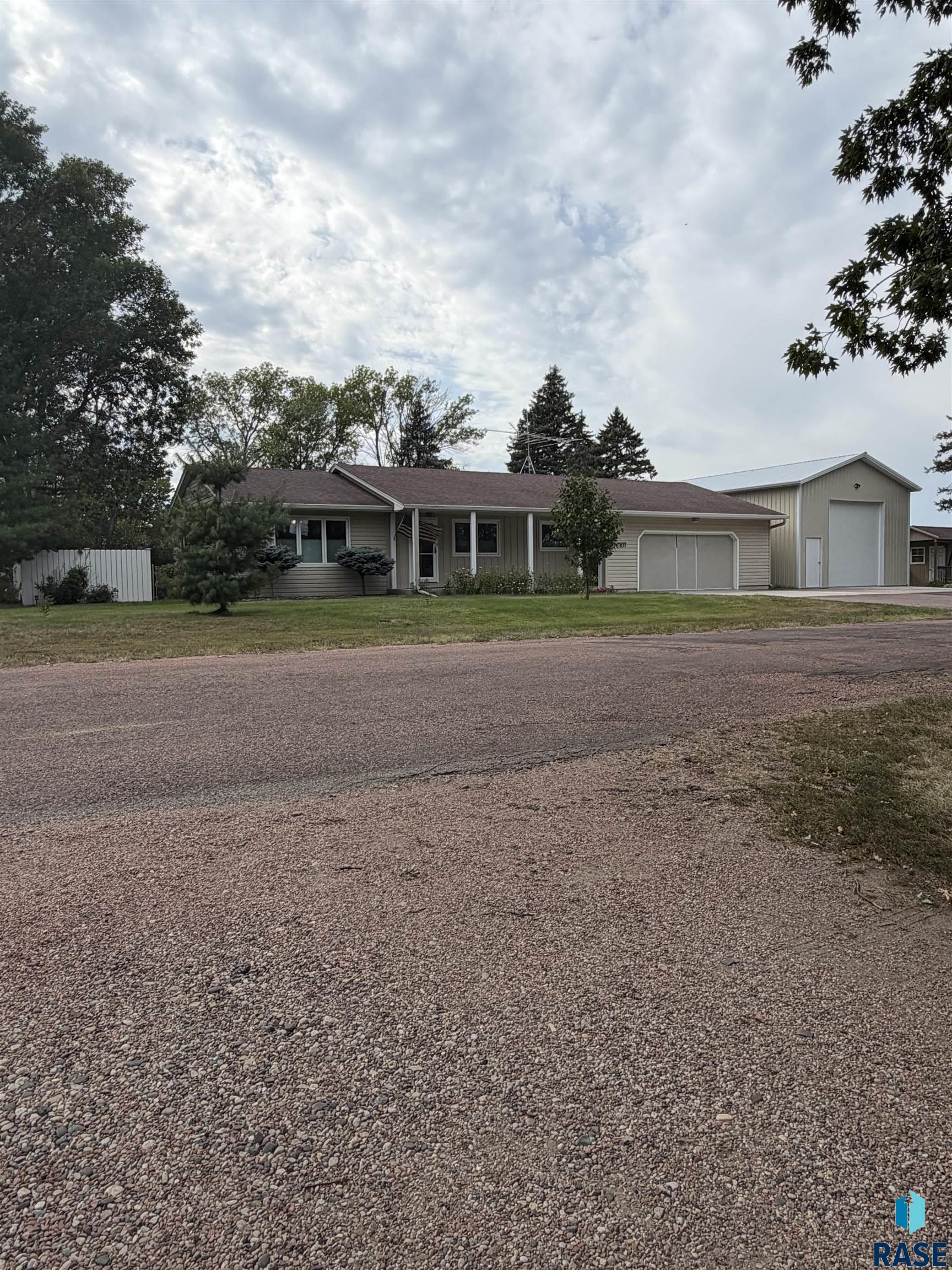 107 N 4th Ave, Trent