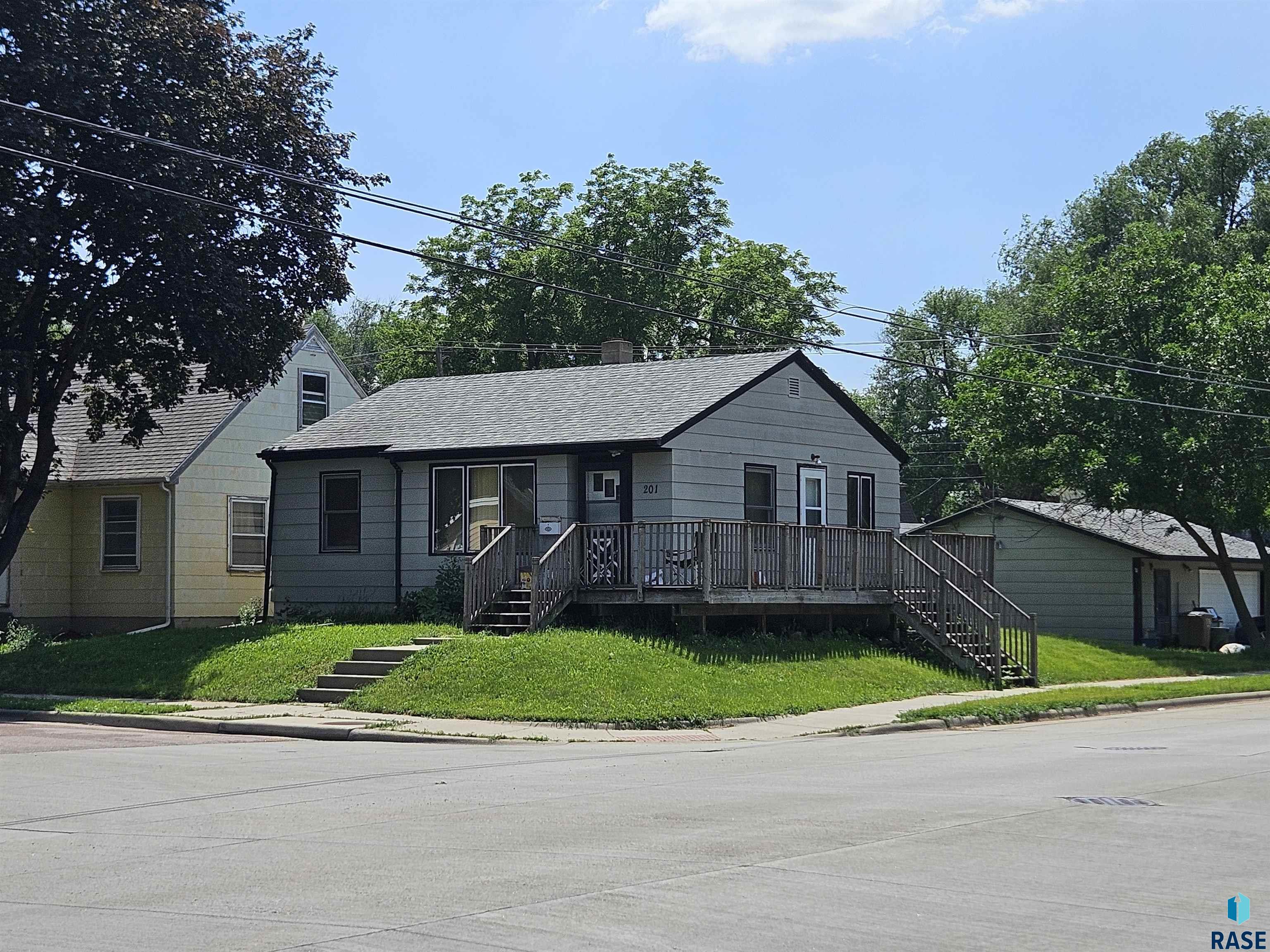 201 S Lincoln St, Sioux Falls
