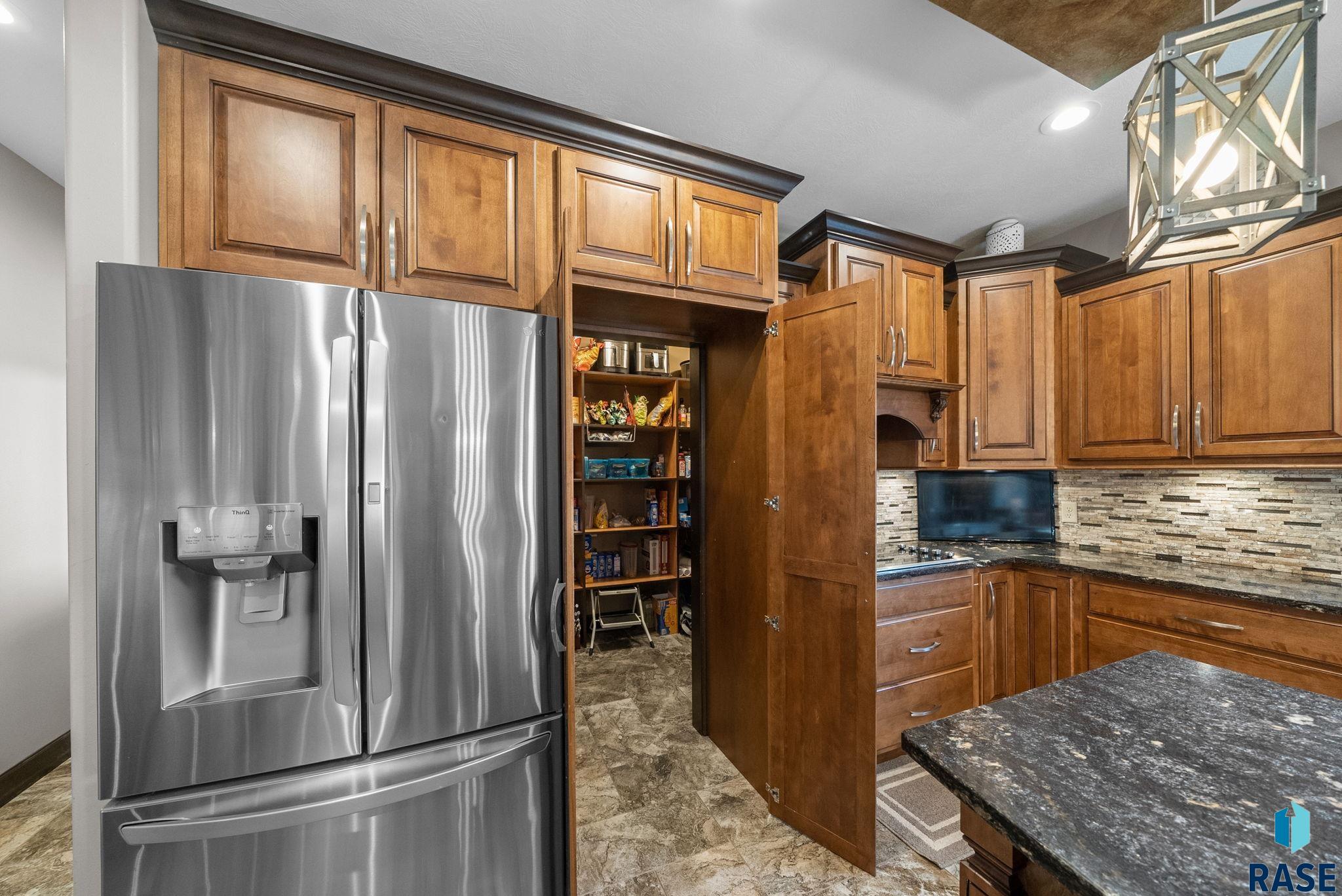 1301 Hyannis Port Ln, Sioux Falls
