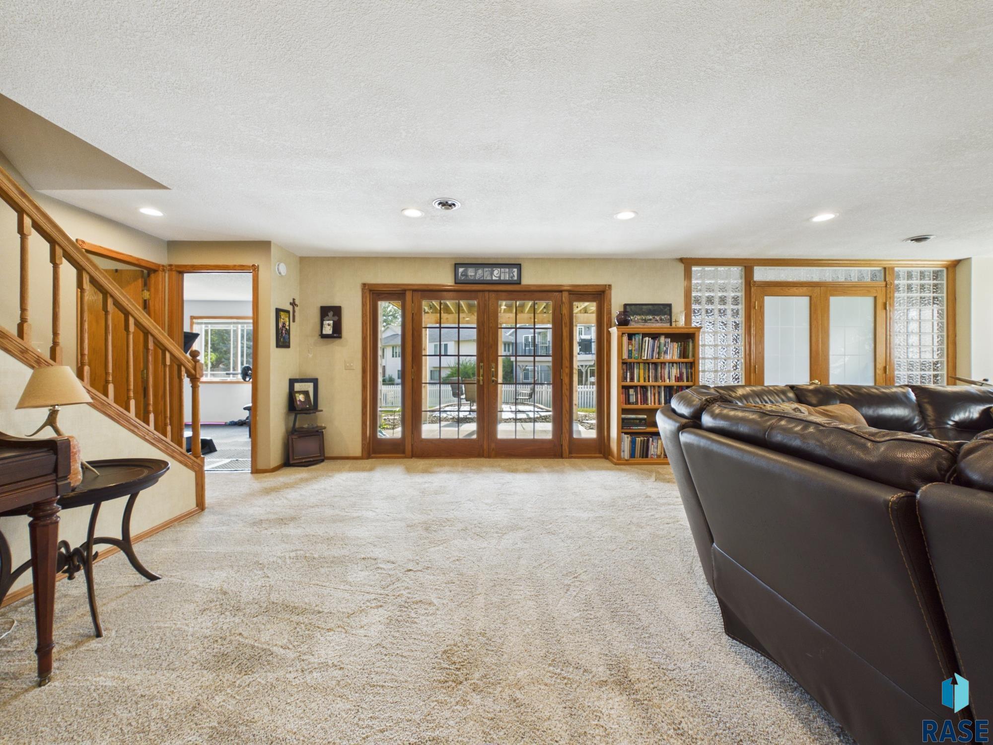 1312 Honeysuckle Trl, Sioux Falls