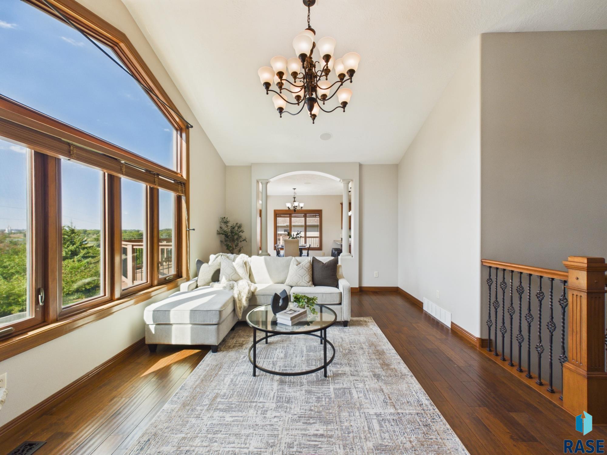 509 Horizon Cir, Sioux Falls