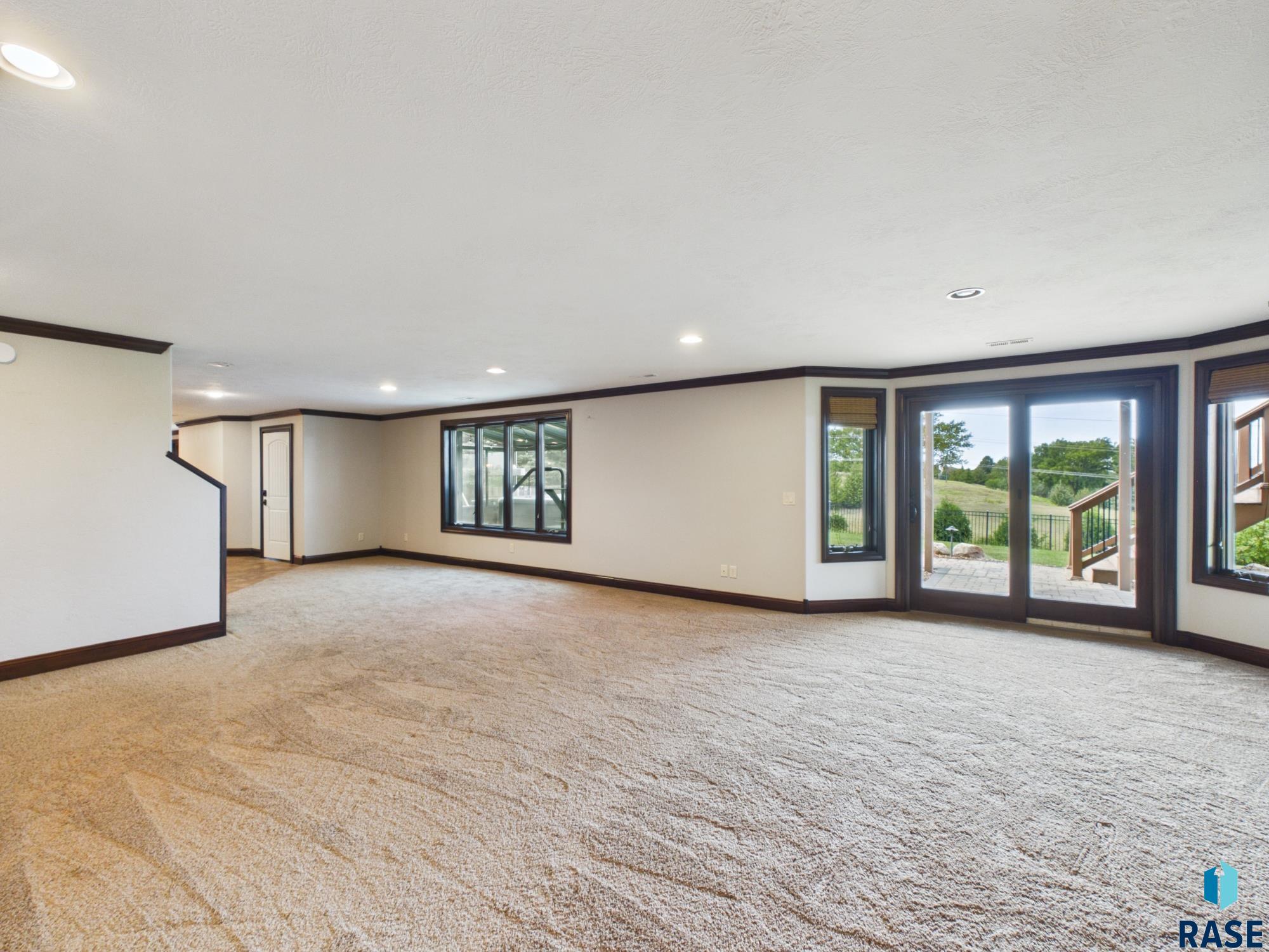 509 Horizon Cir, Sioux Falls