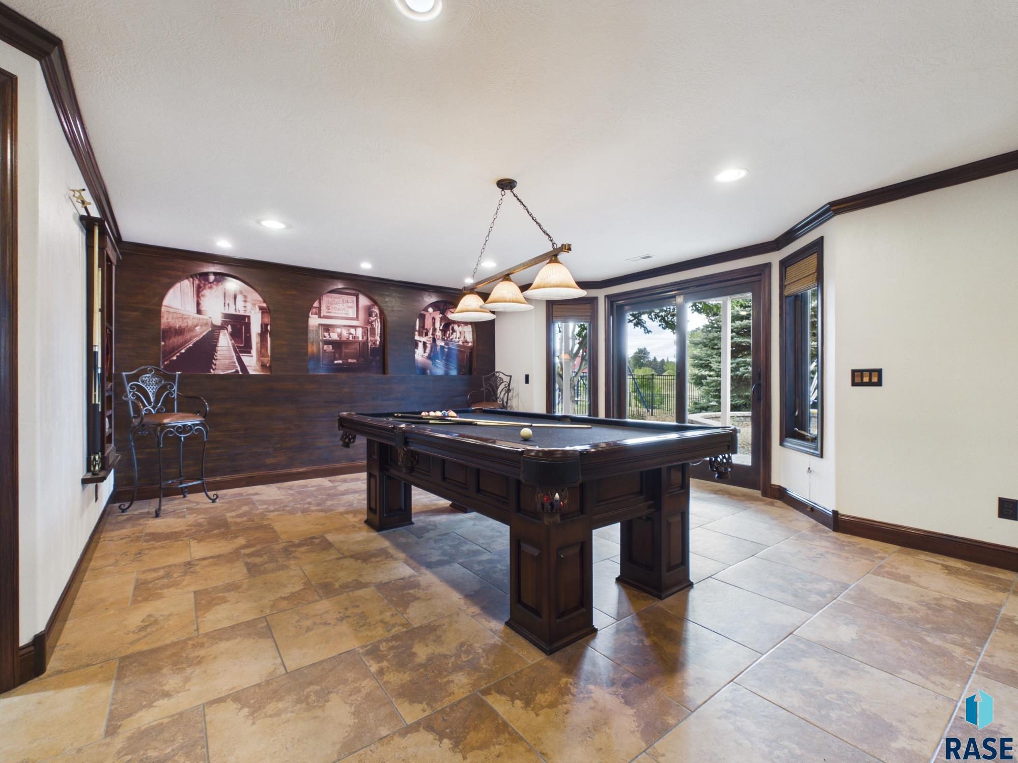 509 Horizon Cir, Sioux Falls