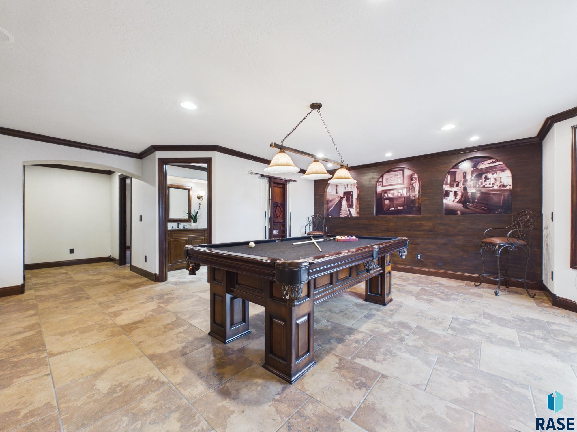 509 Horizon Cir, Sioux Falls