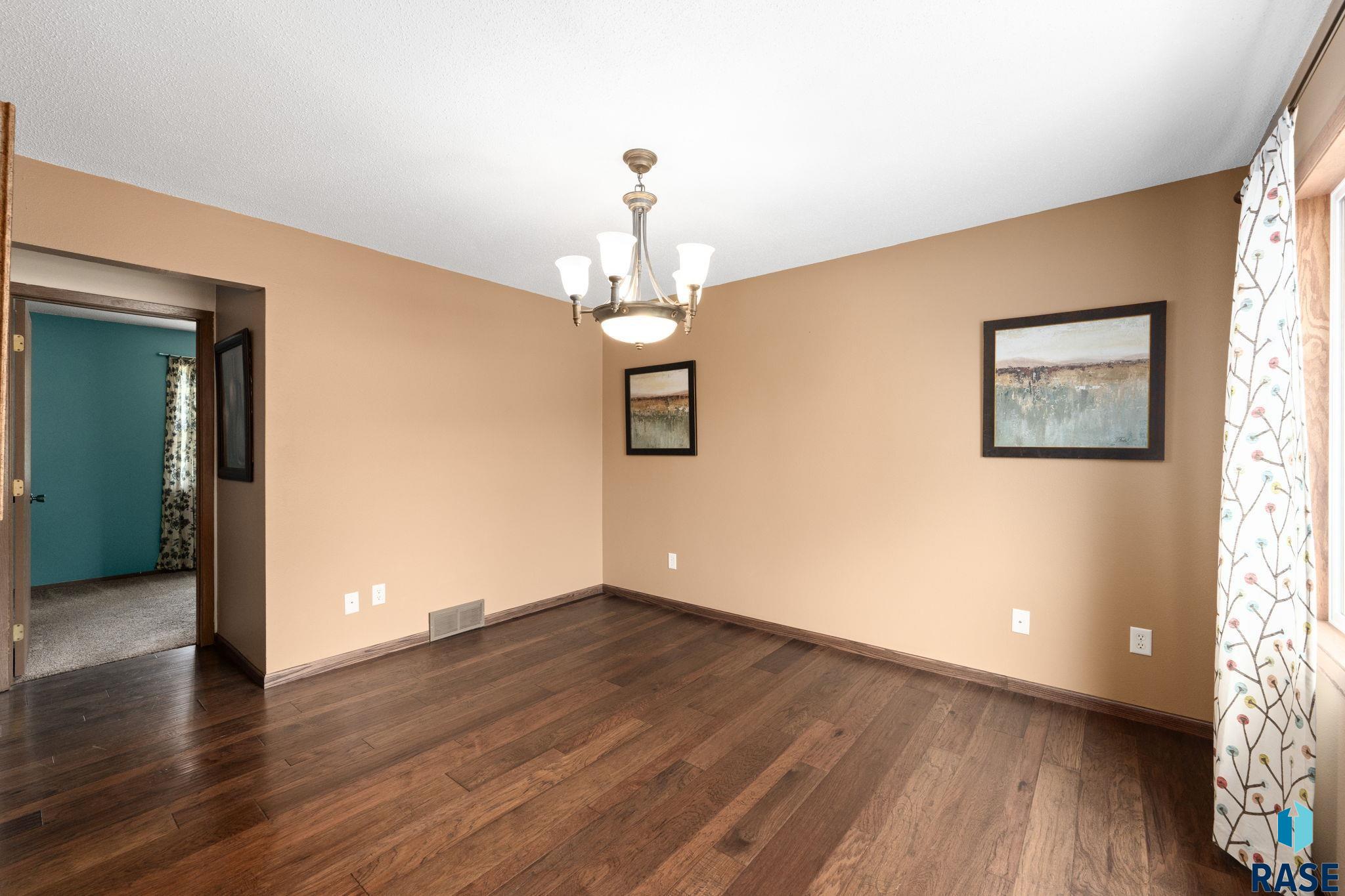 4516 Belmont St, Sioux Falls
