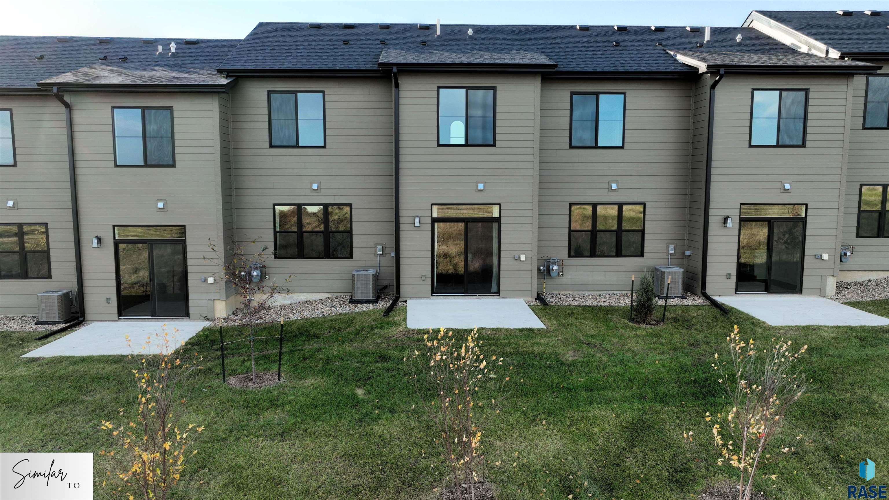 567 Prairieside Trl, Harrisburg