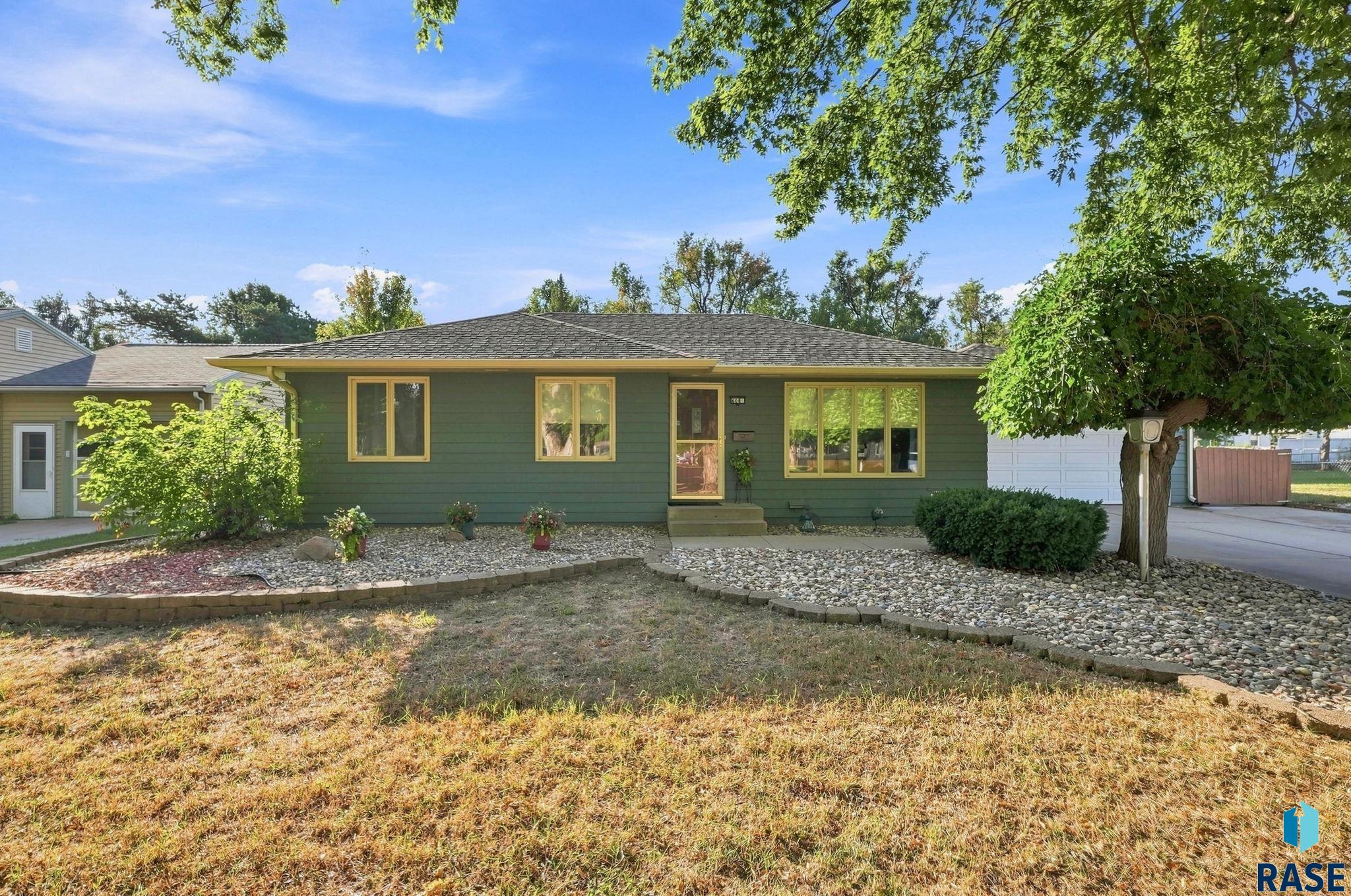 608 N Omaha Ave, Sioux Falls