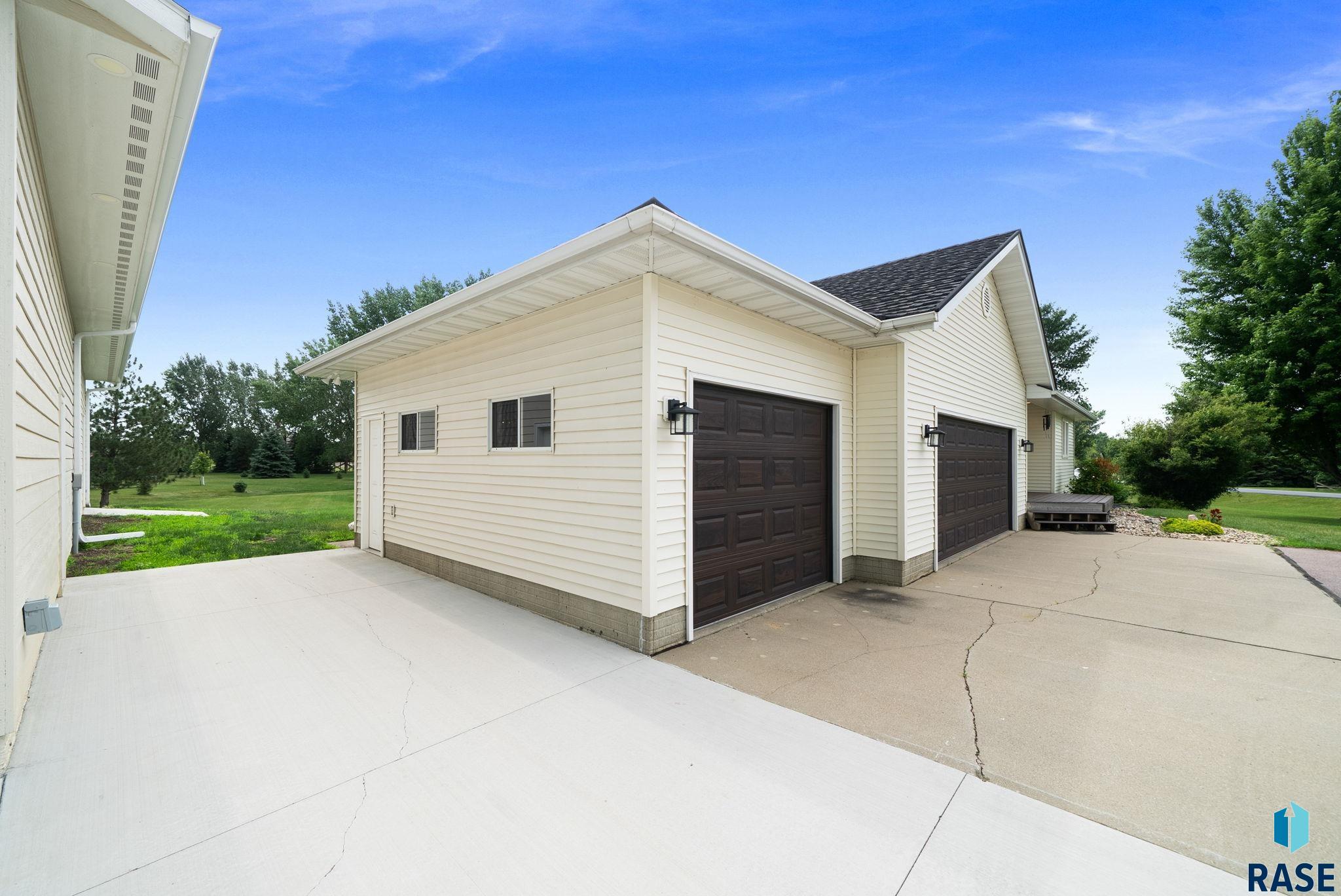 27210 Lovely Pl, Tea