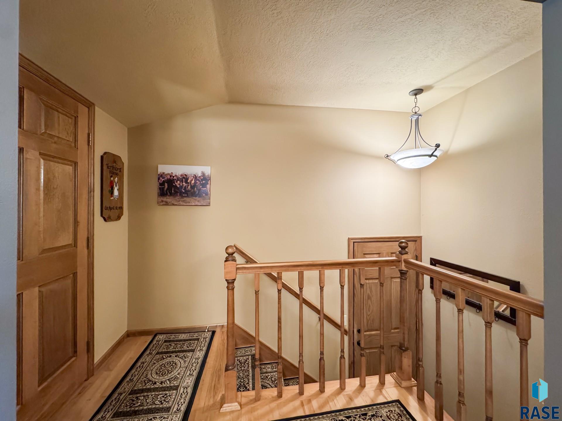 4905 E Cynthia Dr