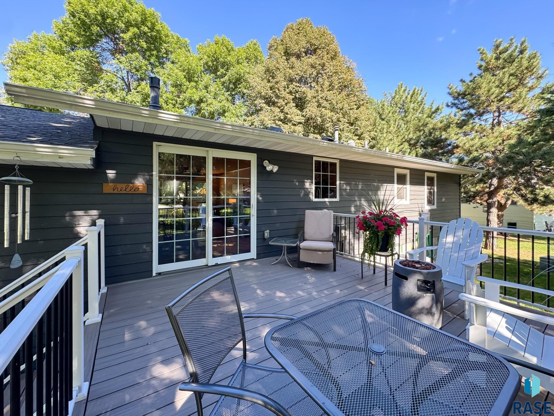4905 E Cynthia Dr