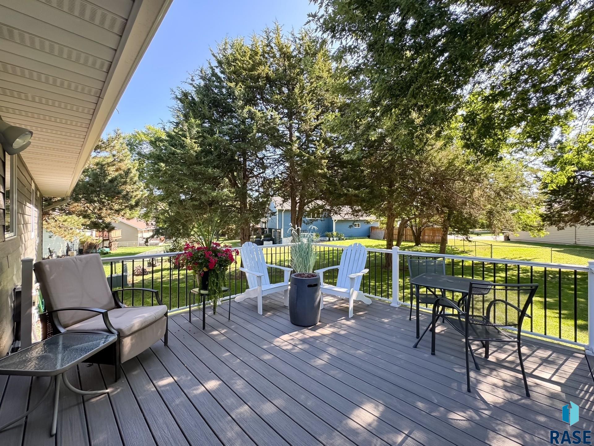 4905 E Cynthia Dr