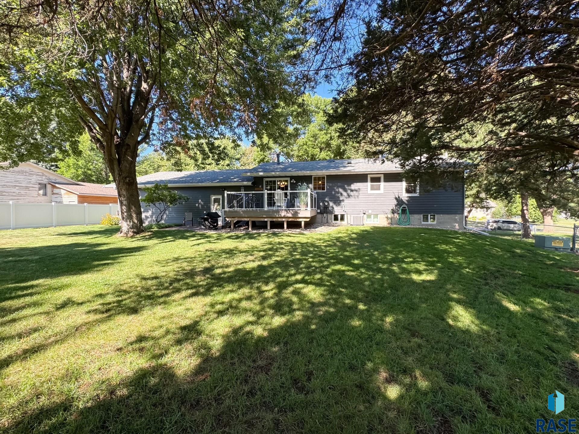 4905 E Cynthia Dr