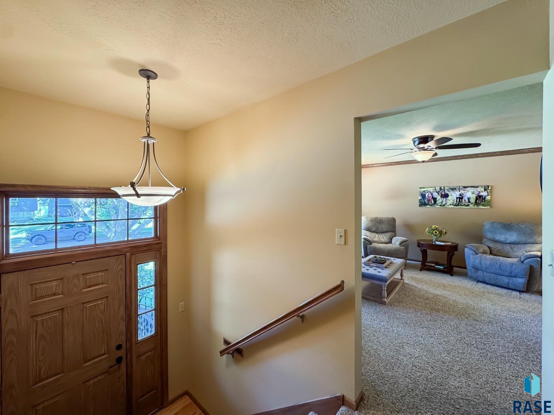 4905 E Cynthia Dr