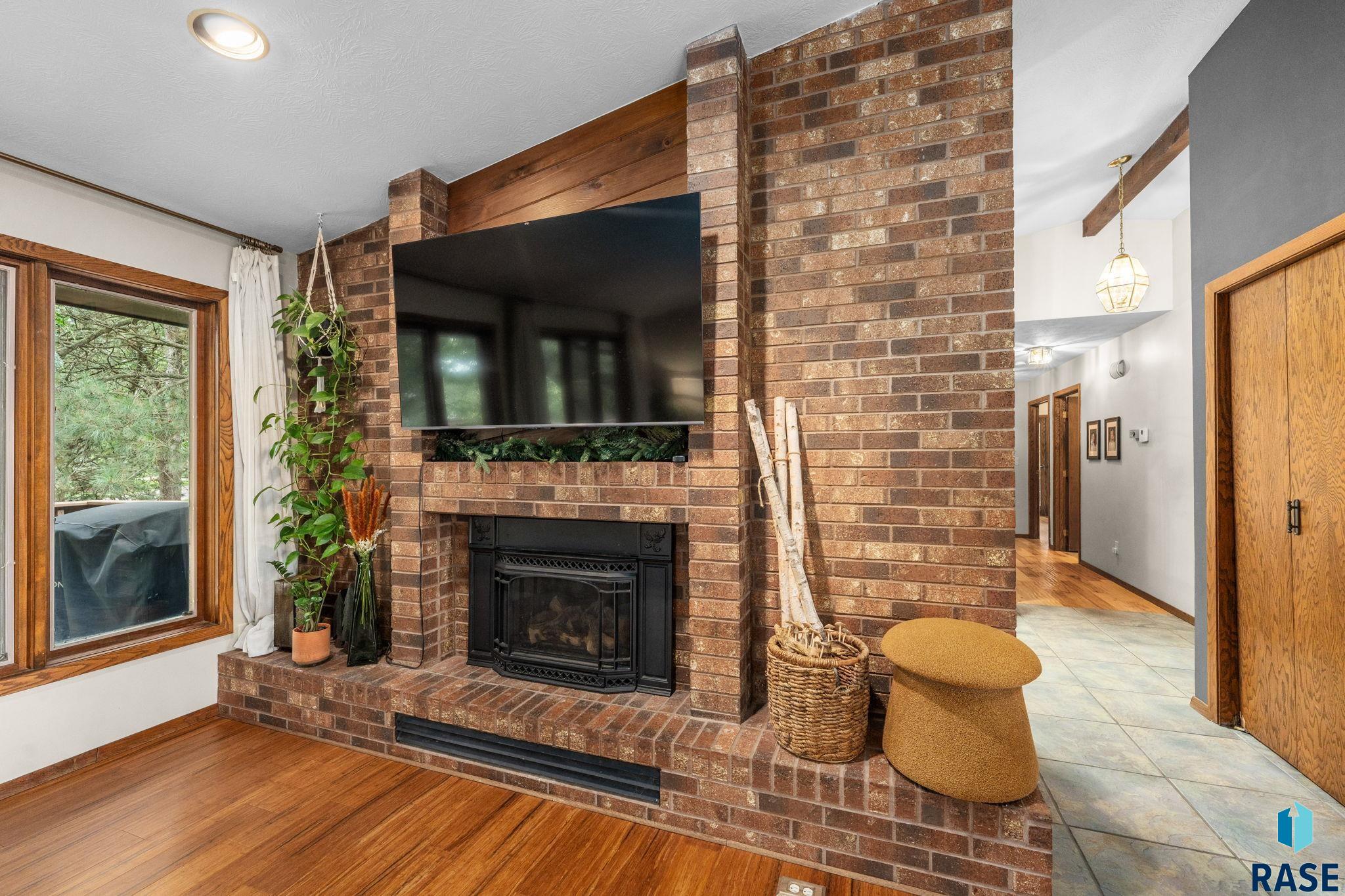 6908 Pine Lake Dr, Sioux Falls