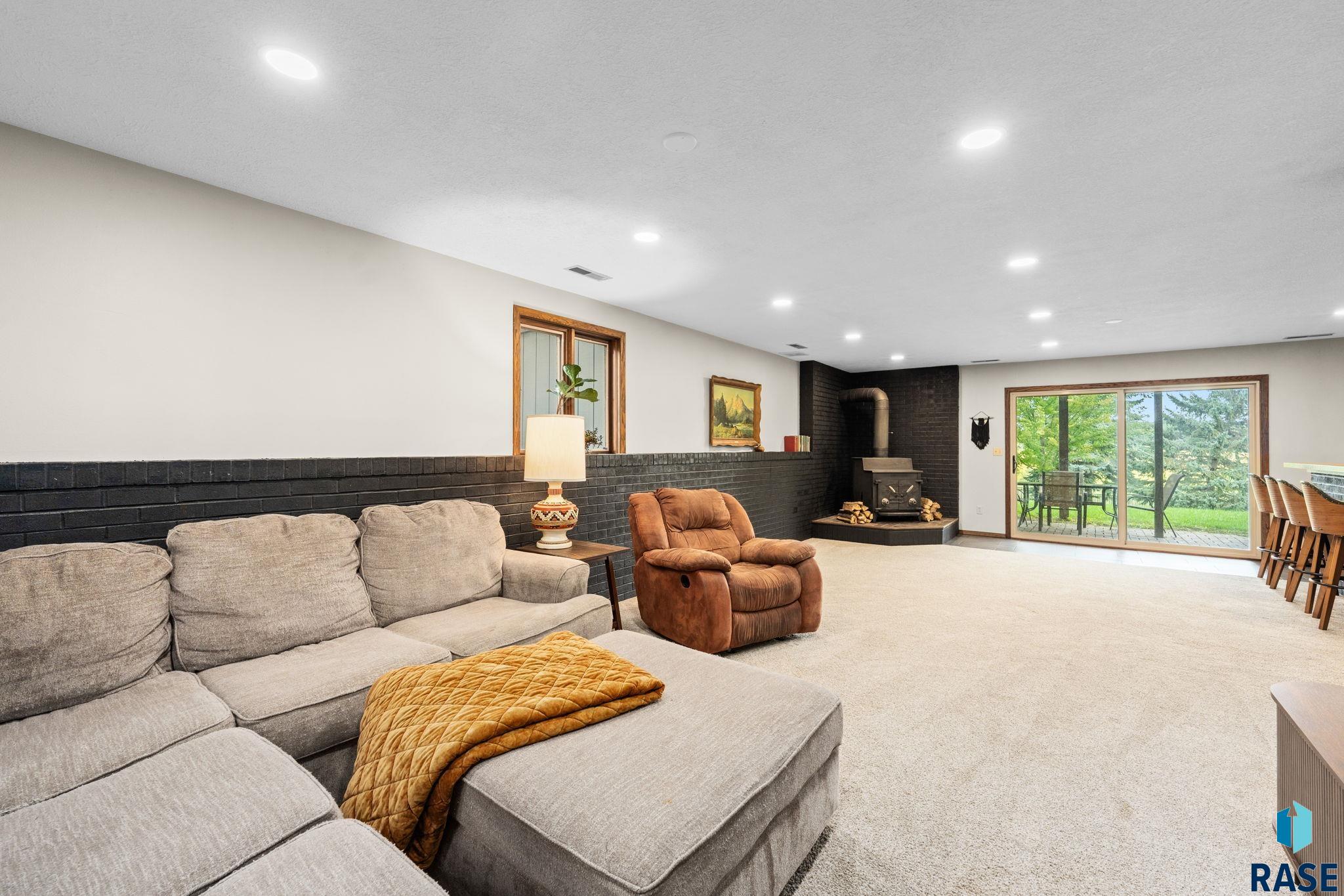 6908 Pine Lake Dr, Sioux Falls