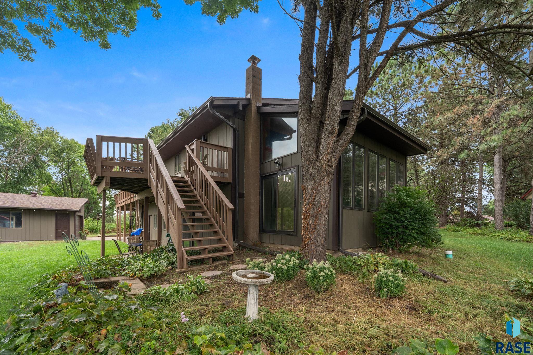 6908 Pine Lake Dr, Sioux Falls