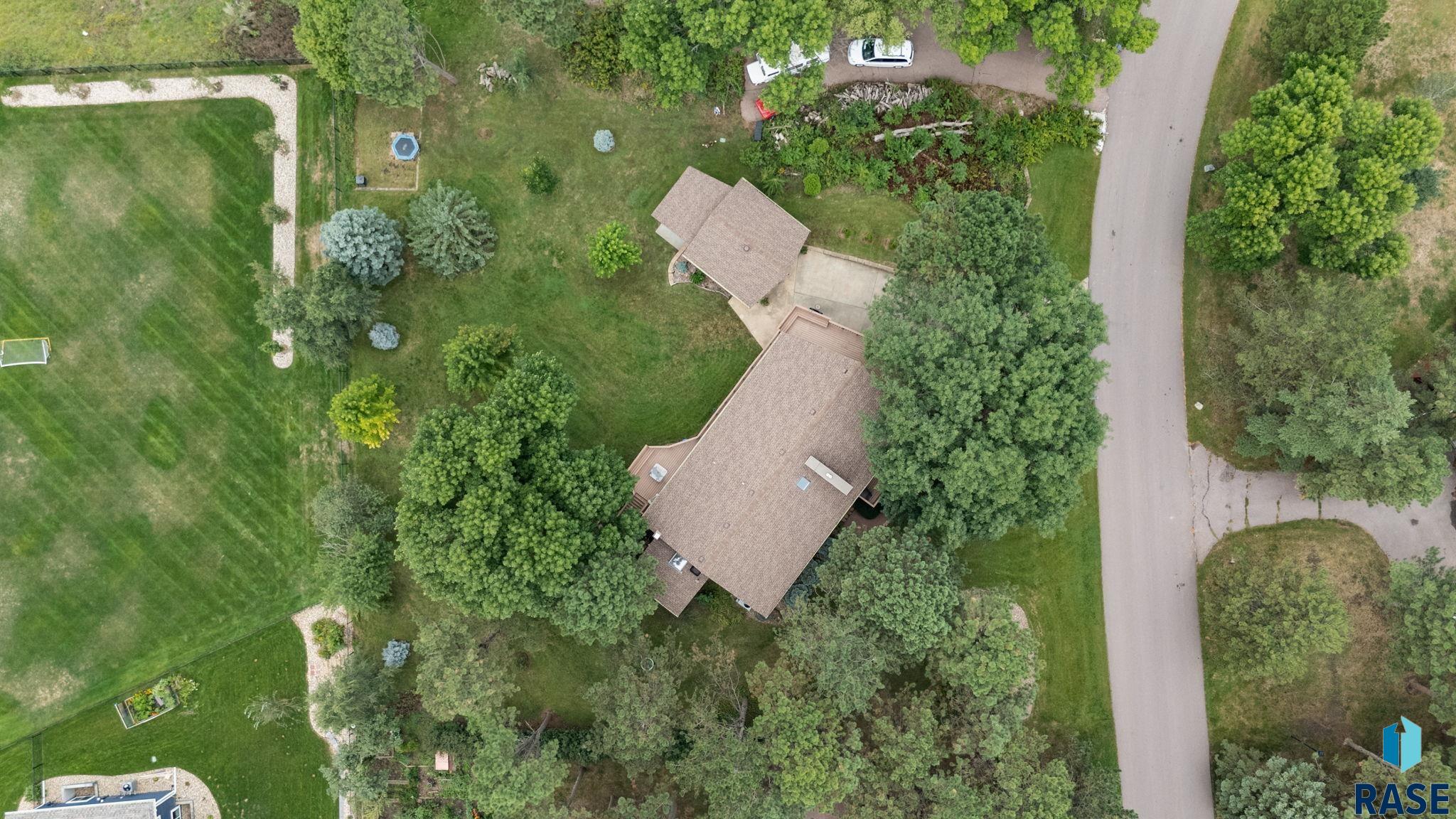 6908 Pine Lake Dr, Sioux Falls