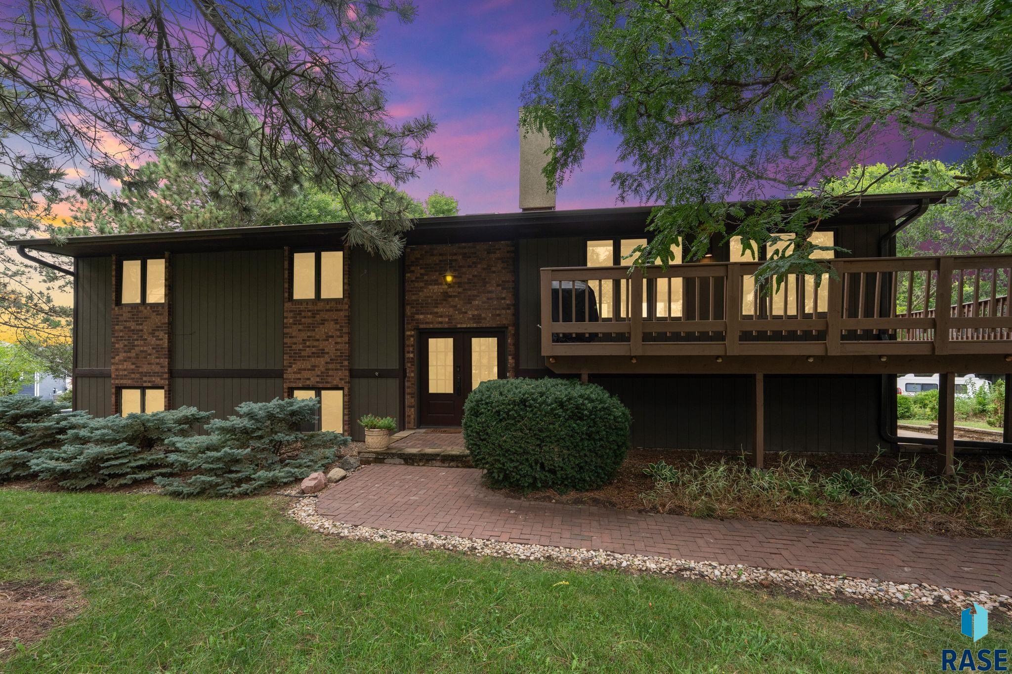6908 Pine Lake Dr, Sioux Falls