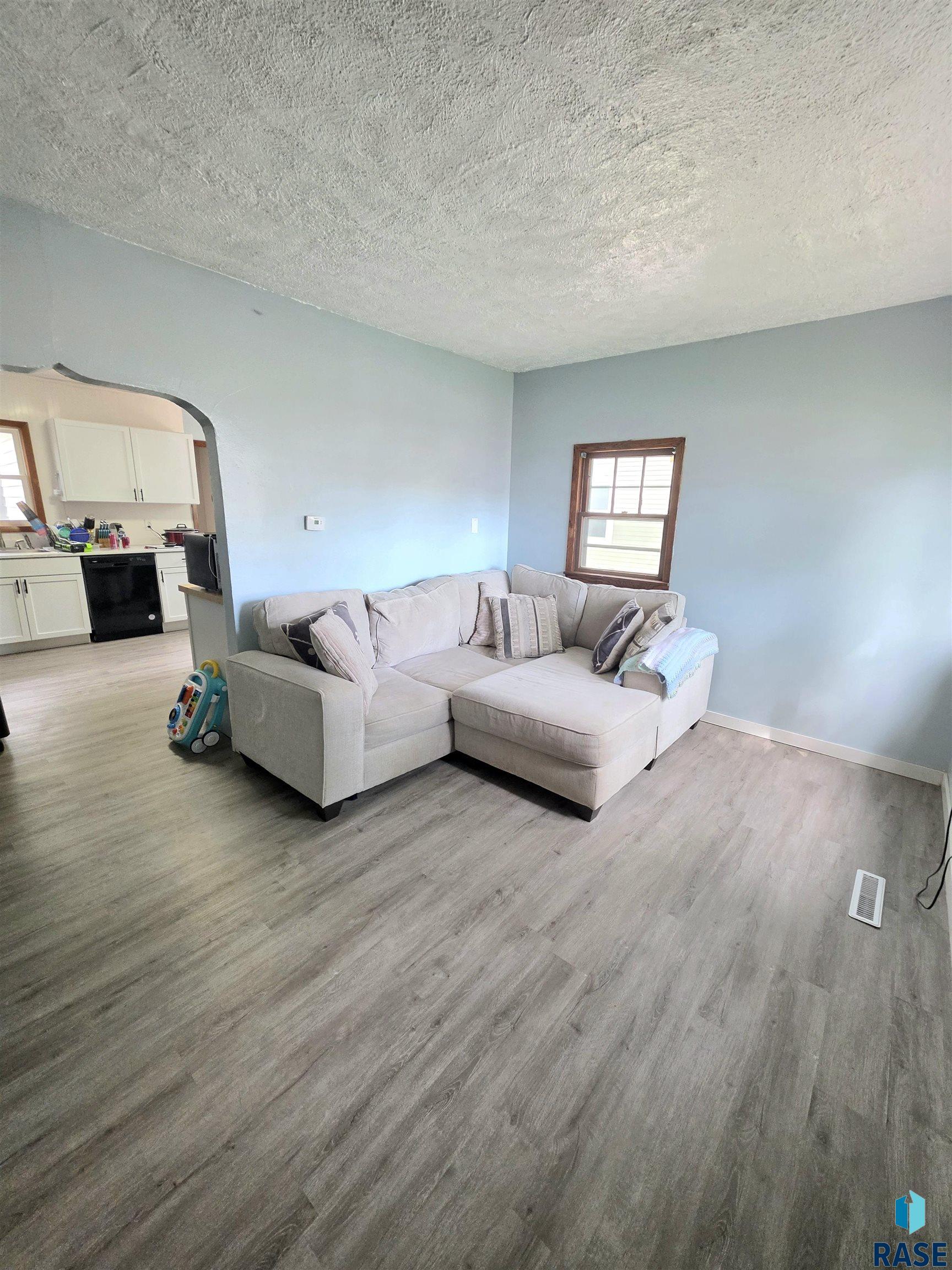 1428 5th St, Sioux Falls