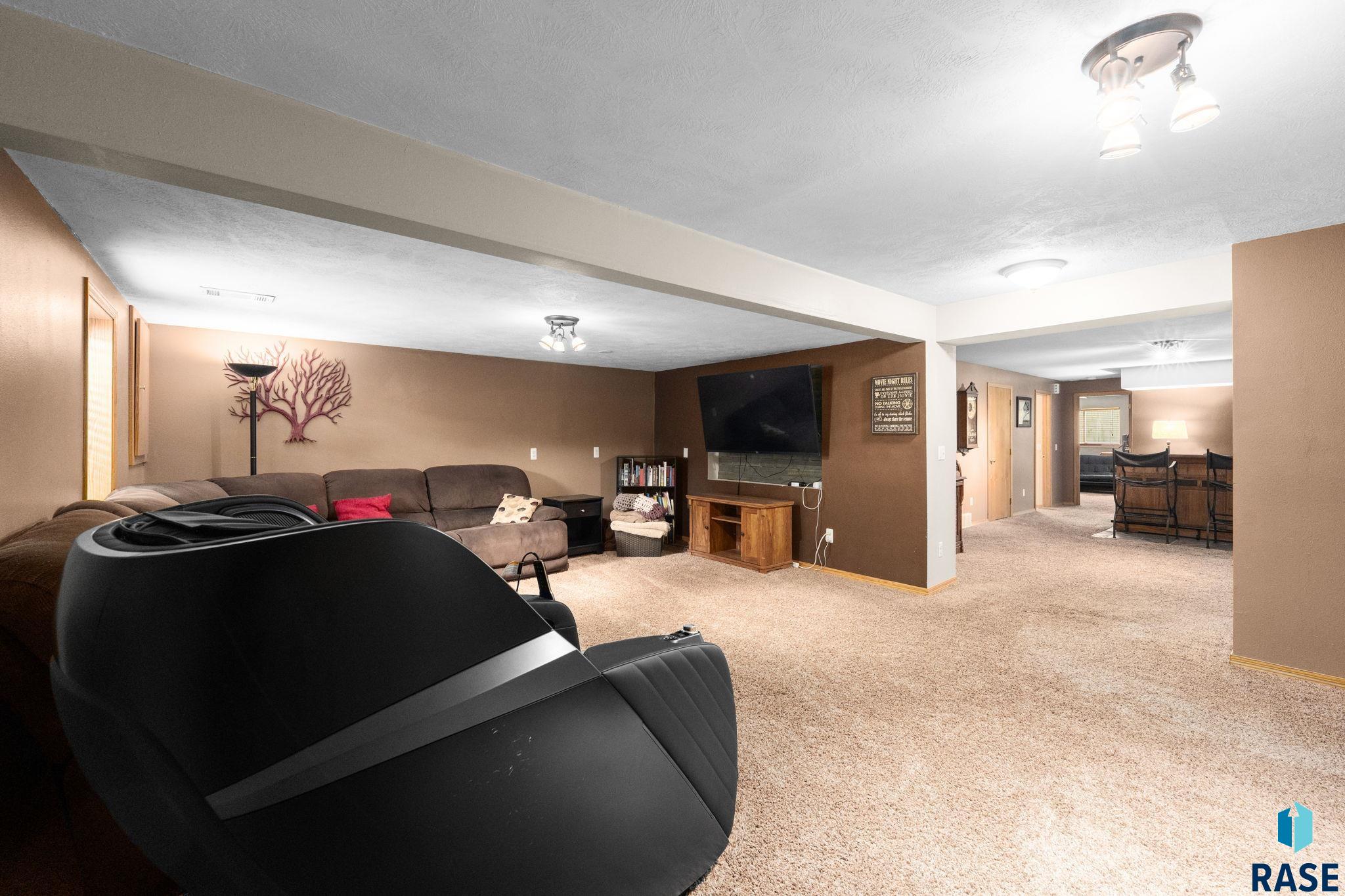 7600 Regina St, Sioux Falls
