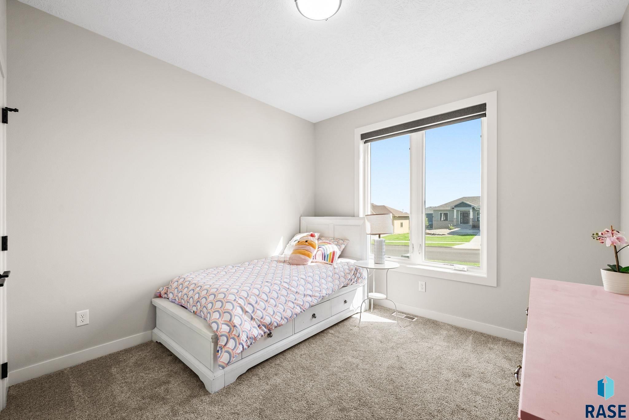 2705 Faith Ave, Sioux Falls