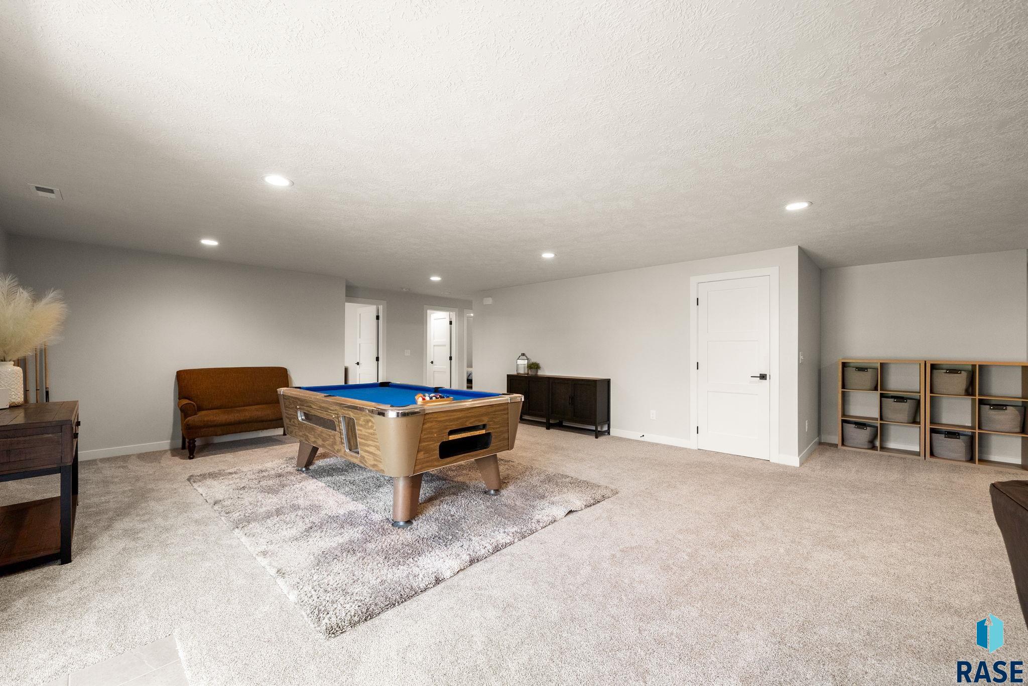 2705 Faith Ave, Sioux Falls