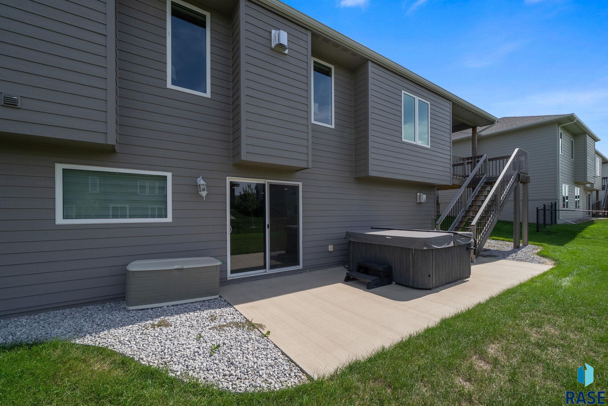 2705 Faith Ave, Sioux Falls