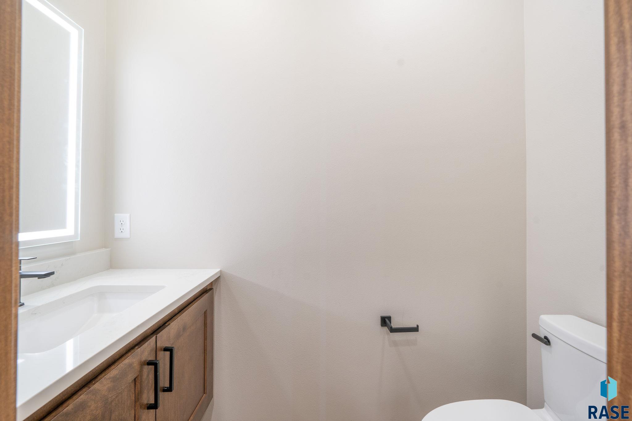 5419 Vision Cir, Sioux Falls
