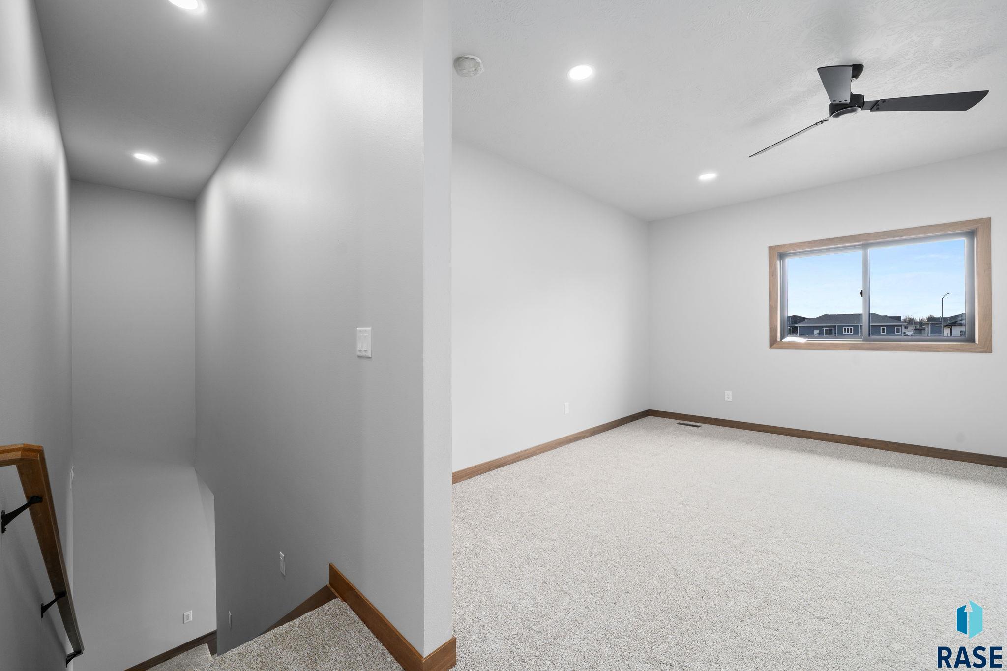 5419 Vision Cir, Sioux Falls