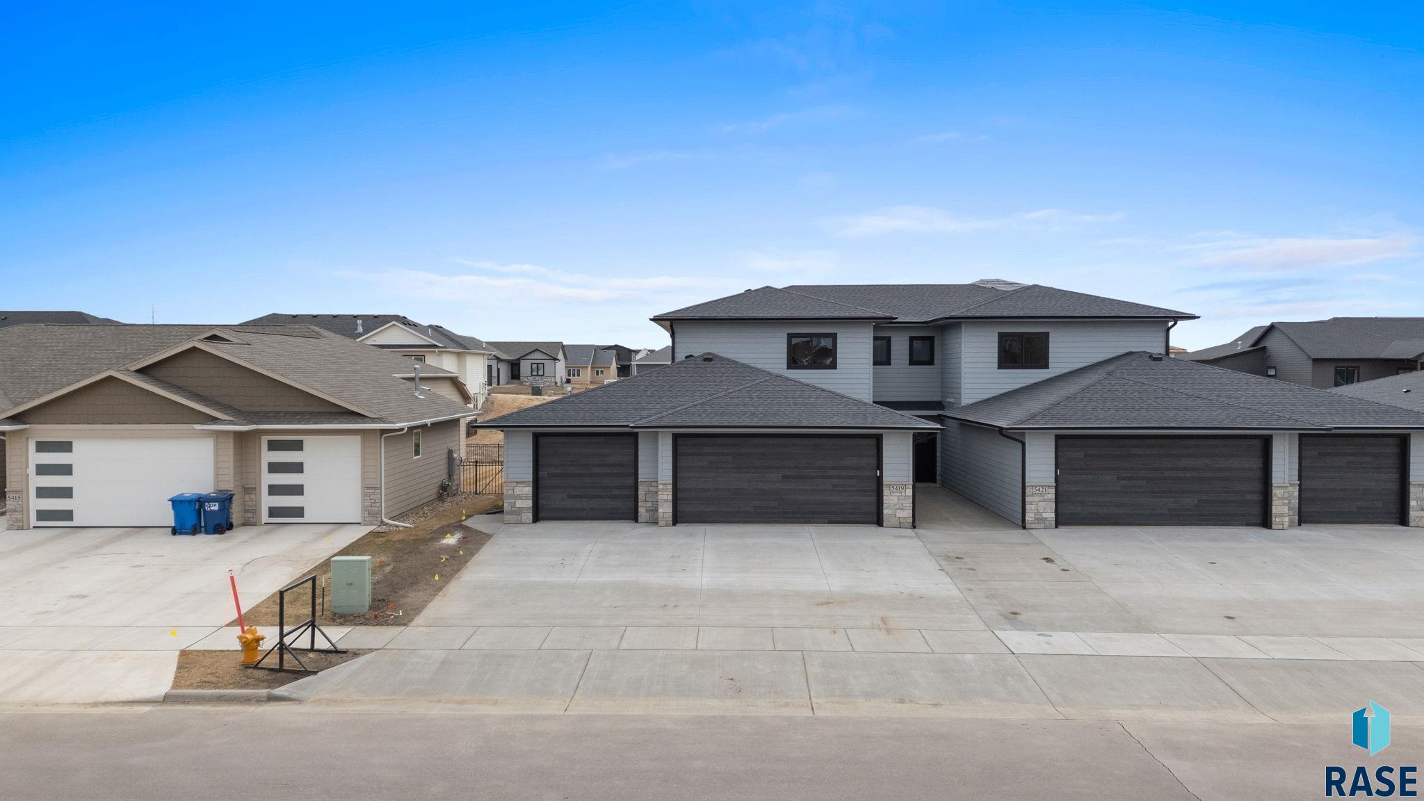 5419 Vision Cir, Sioux Falls