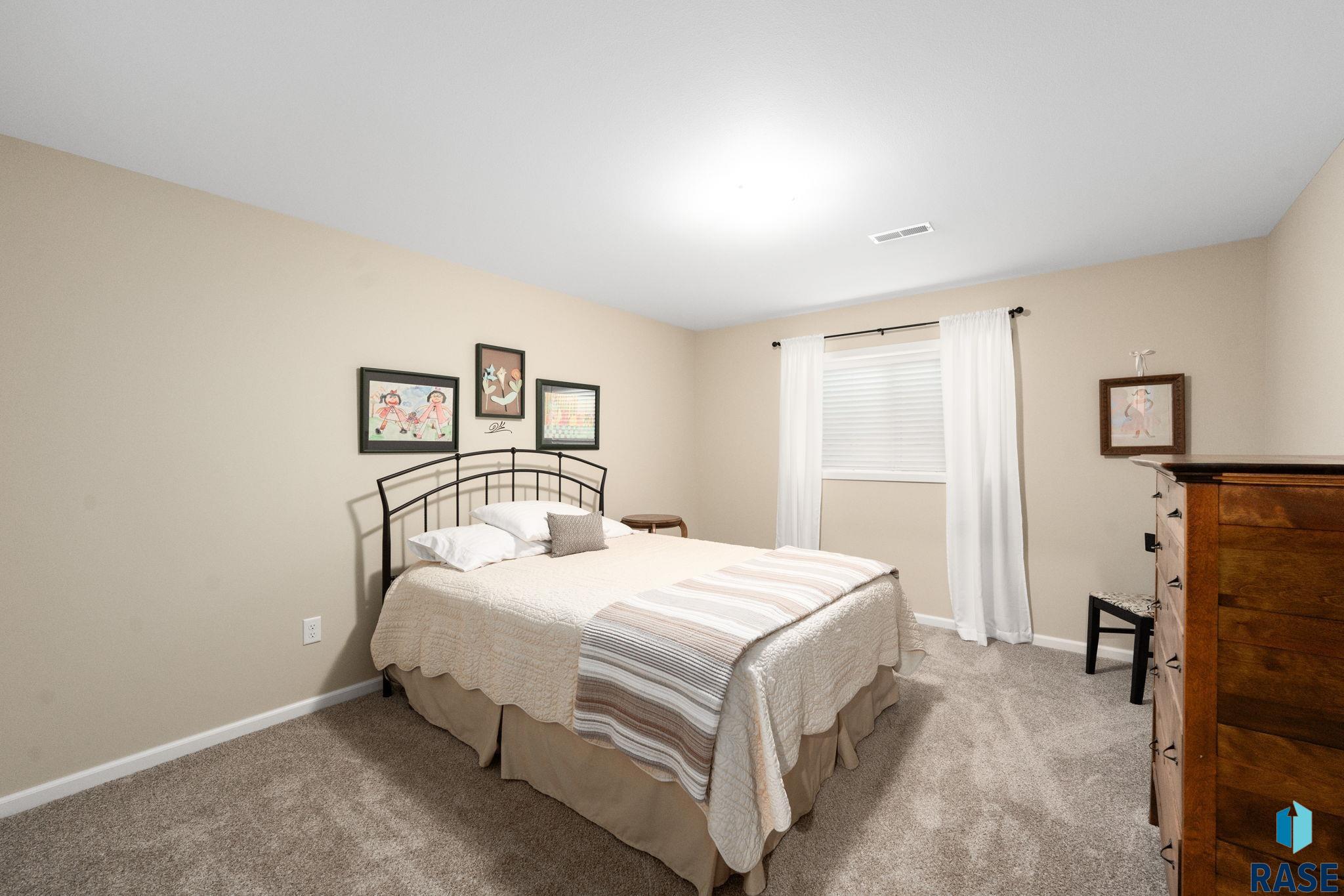 6401 El Dorado Ave, Sioux Falls