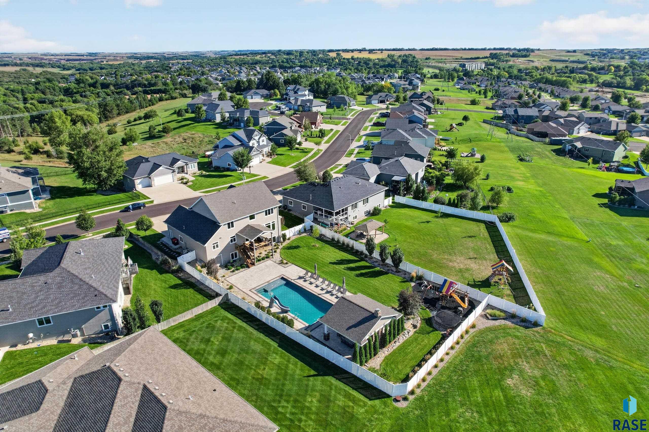 8324 Water Wood St, Sioux Falls
