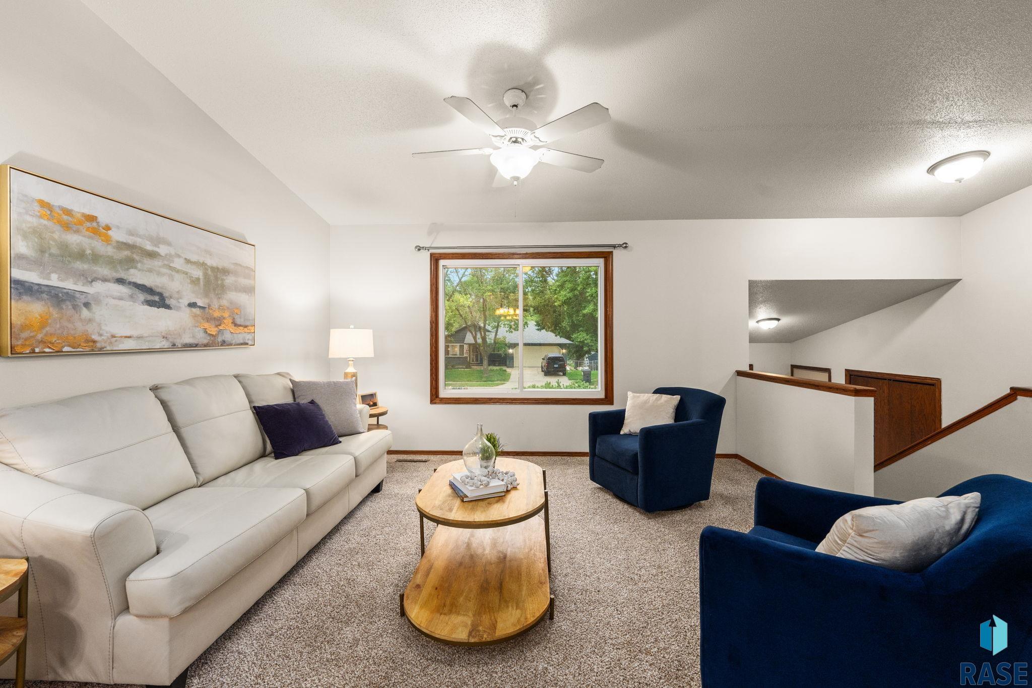 705 Montgomery Ct, Sioux Falls