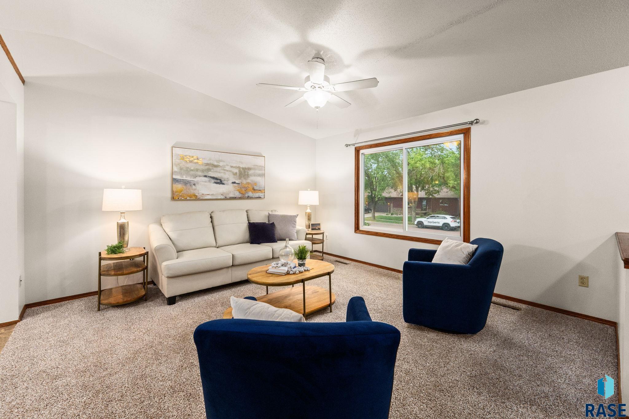 705 Montgomery Ct, Sioux Falls