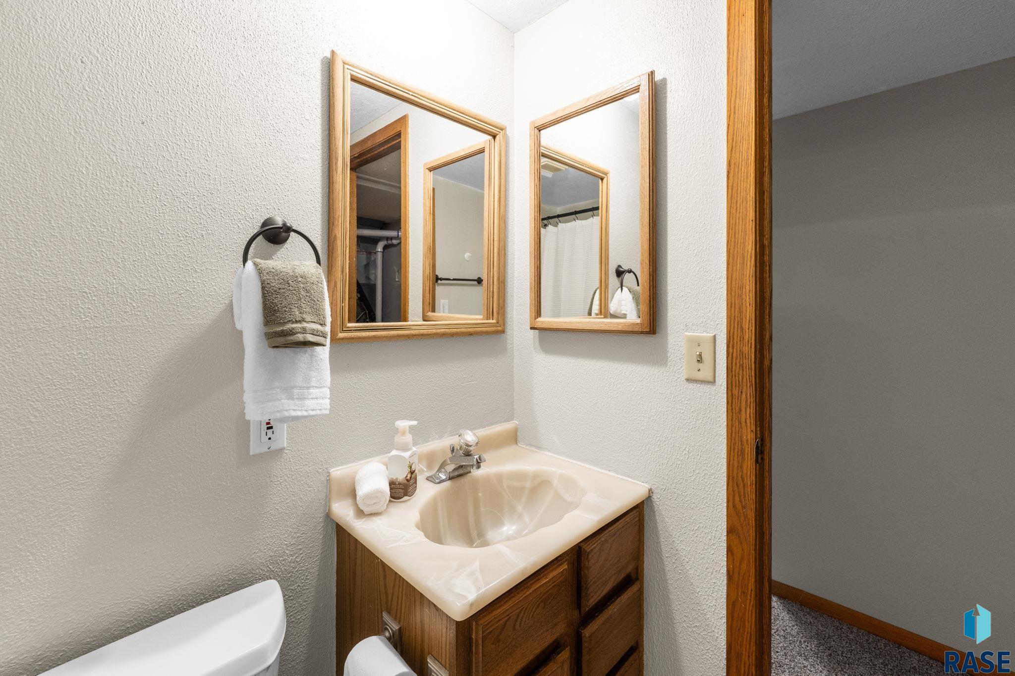 705 Montgomery Ct, Sioux Falls