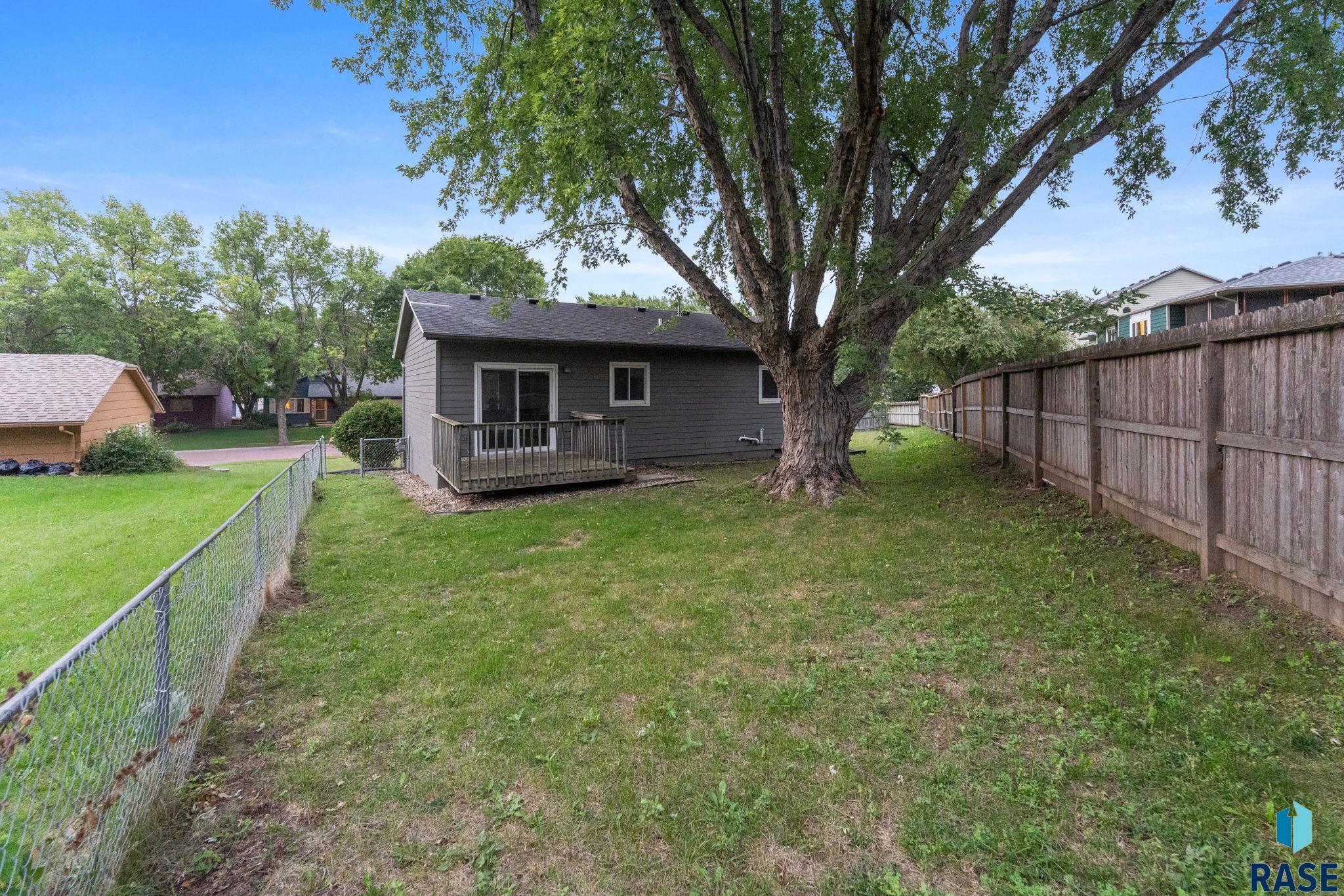 705 Montgomery Ct, Sioux Falls