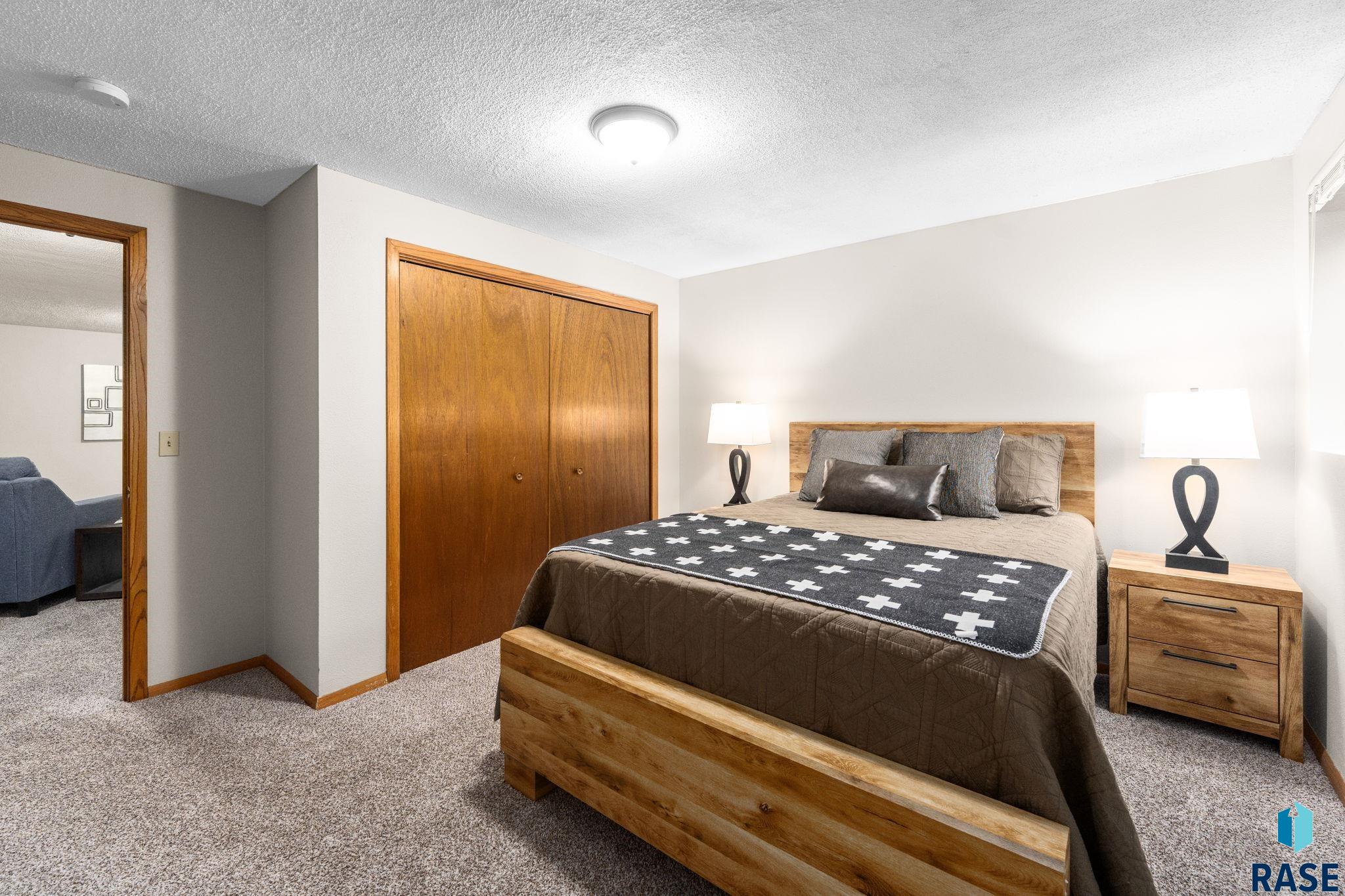 705 Montgomery Ct, Sioux Falls